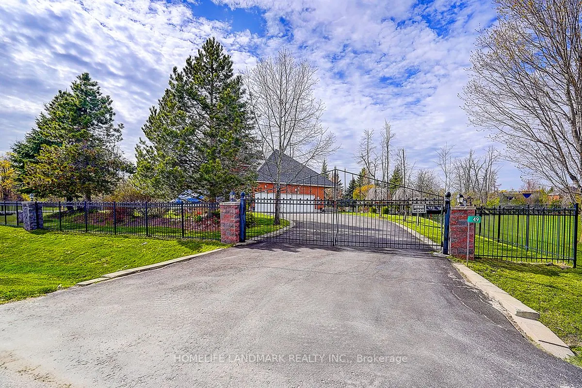 49 Red Oak Crescent