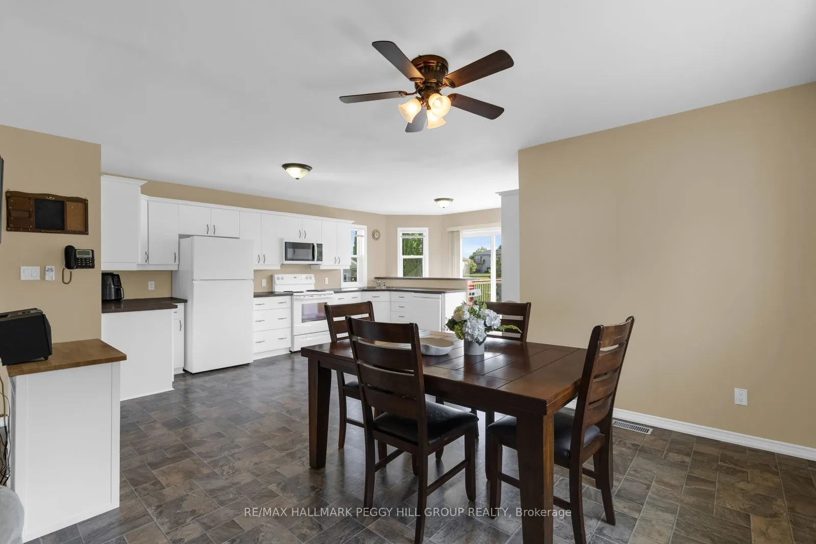 5 Allan Court