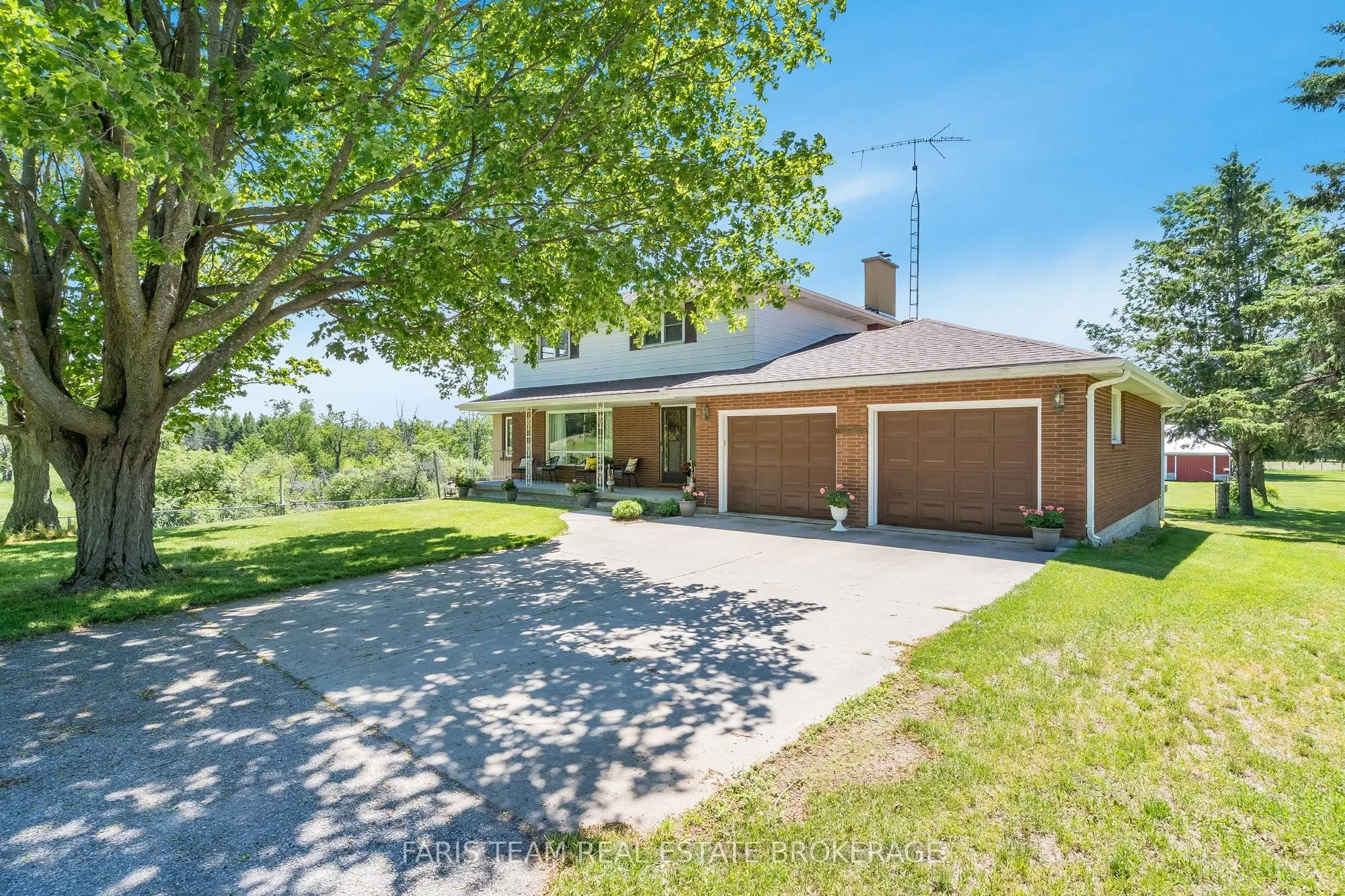 2966 George Johnston Road
