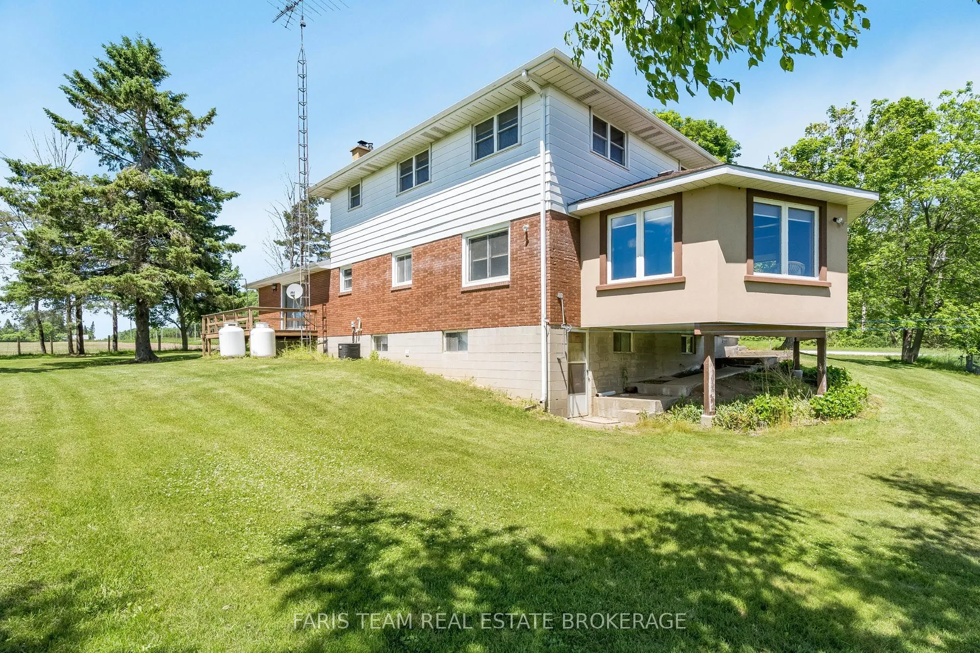 2966 George Johnston Road