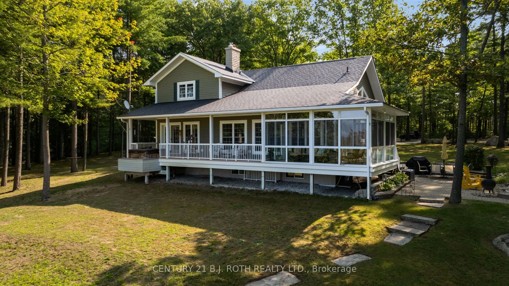 2710 Portage Trail