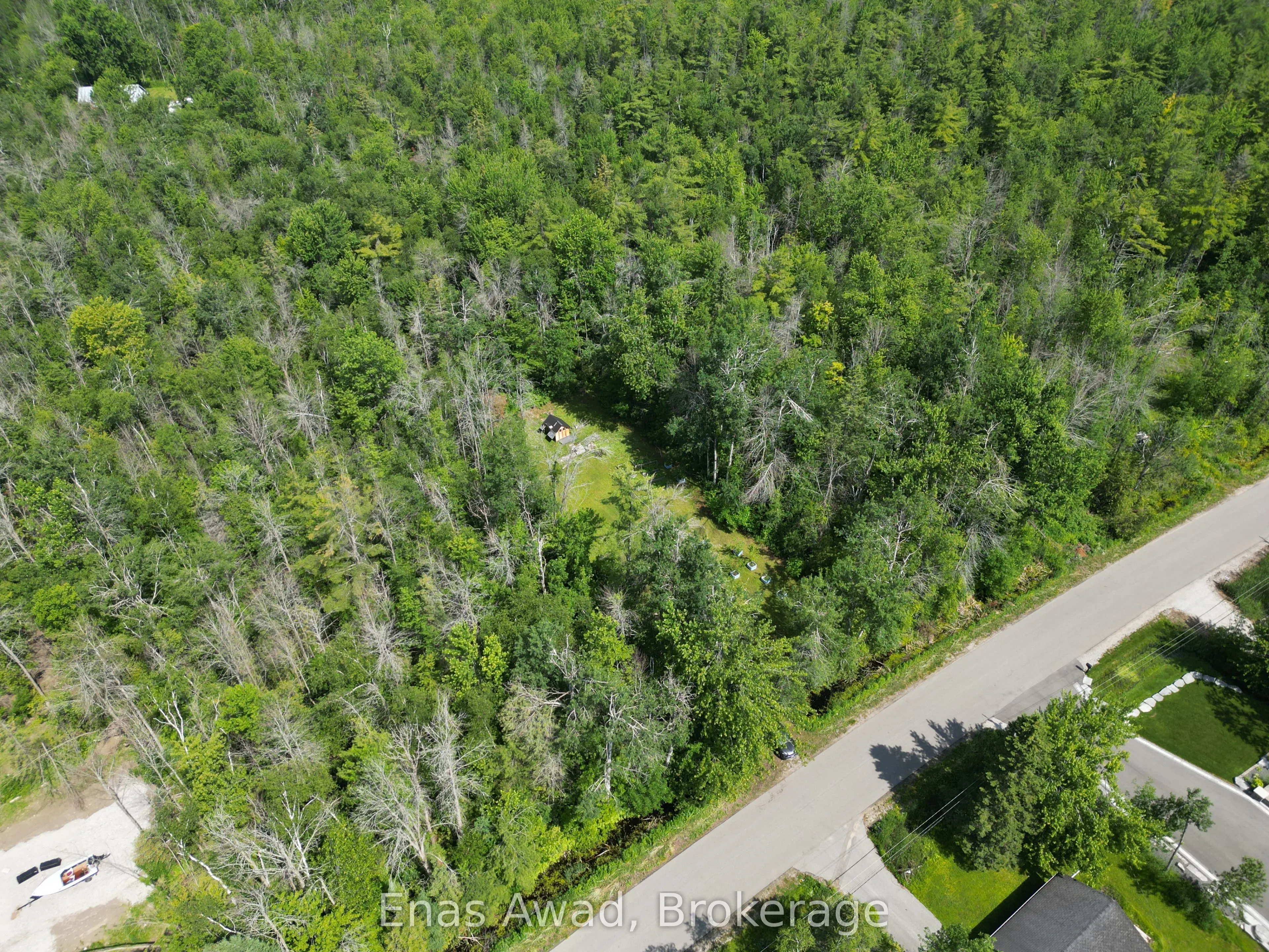 1466 Cunningham Crescent