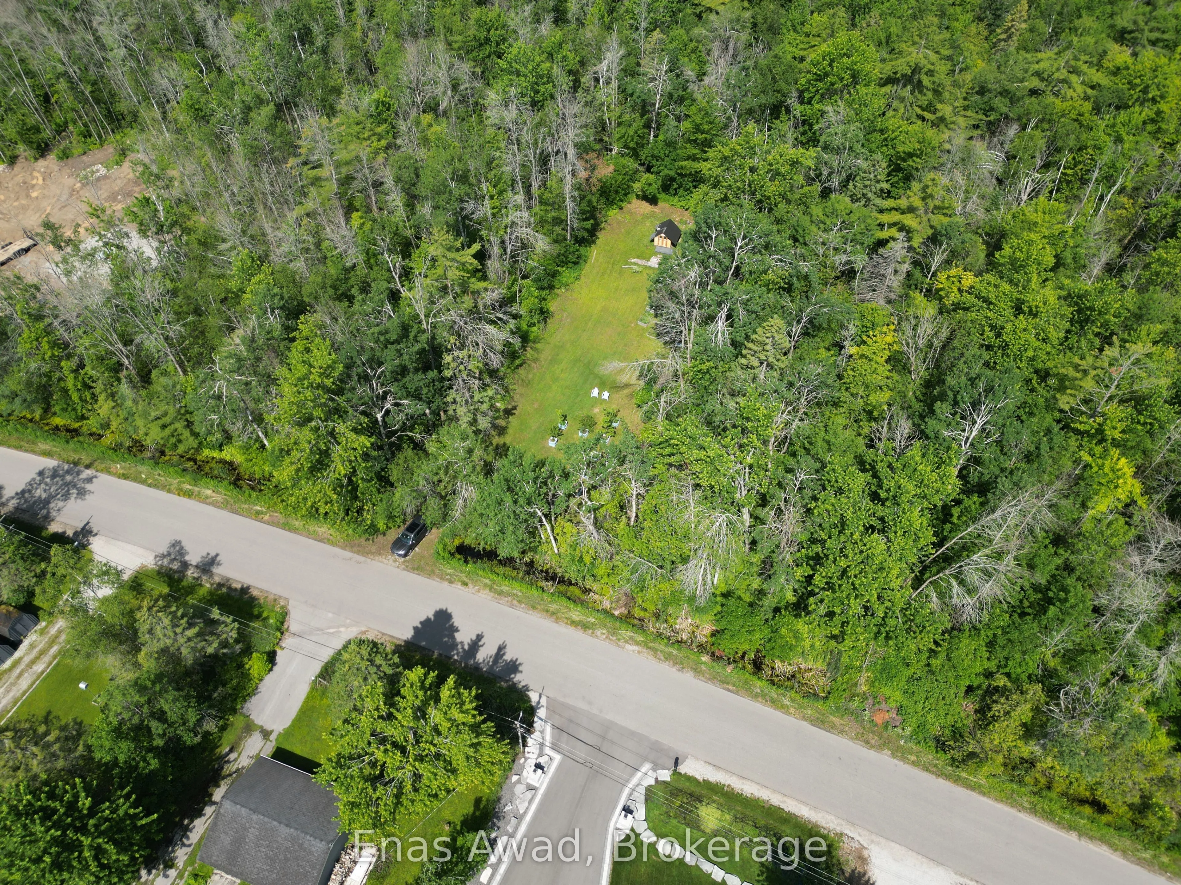 1466 Cunningham Crescent