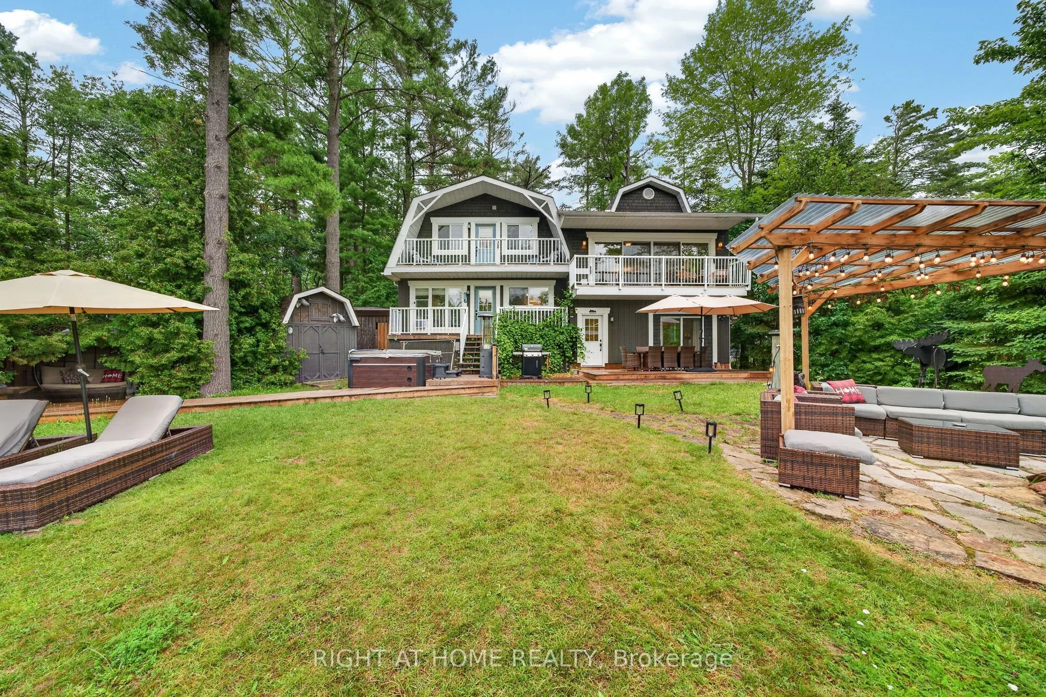 3583 Riverdale Drive