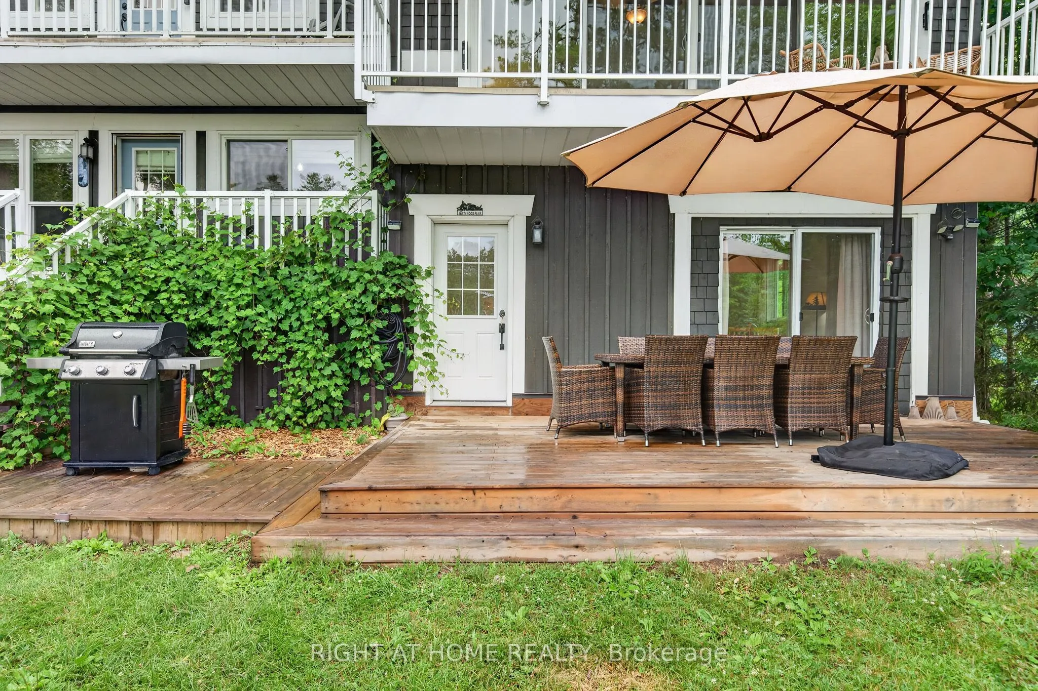 3583 Riverdale Drive
