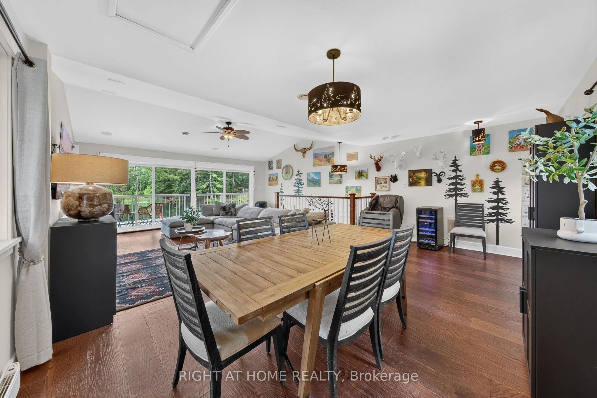 3583 Riverdale Drive
