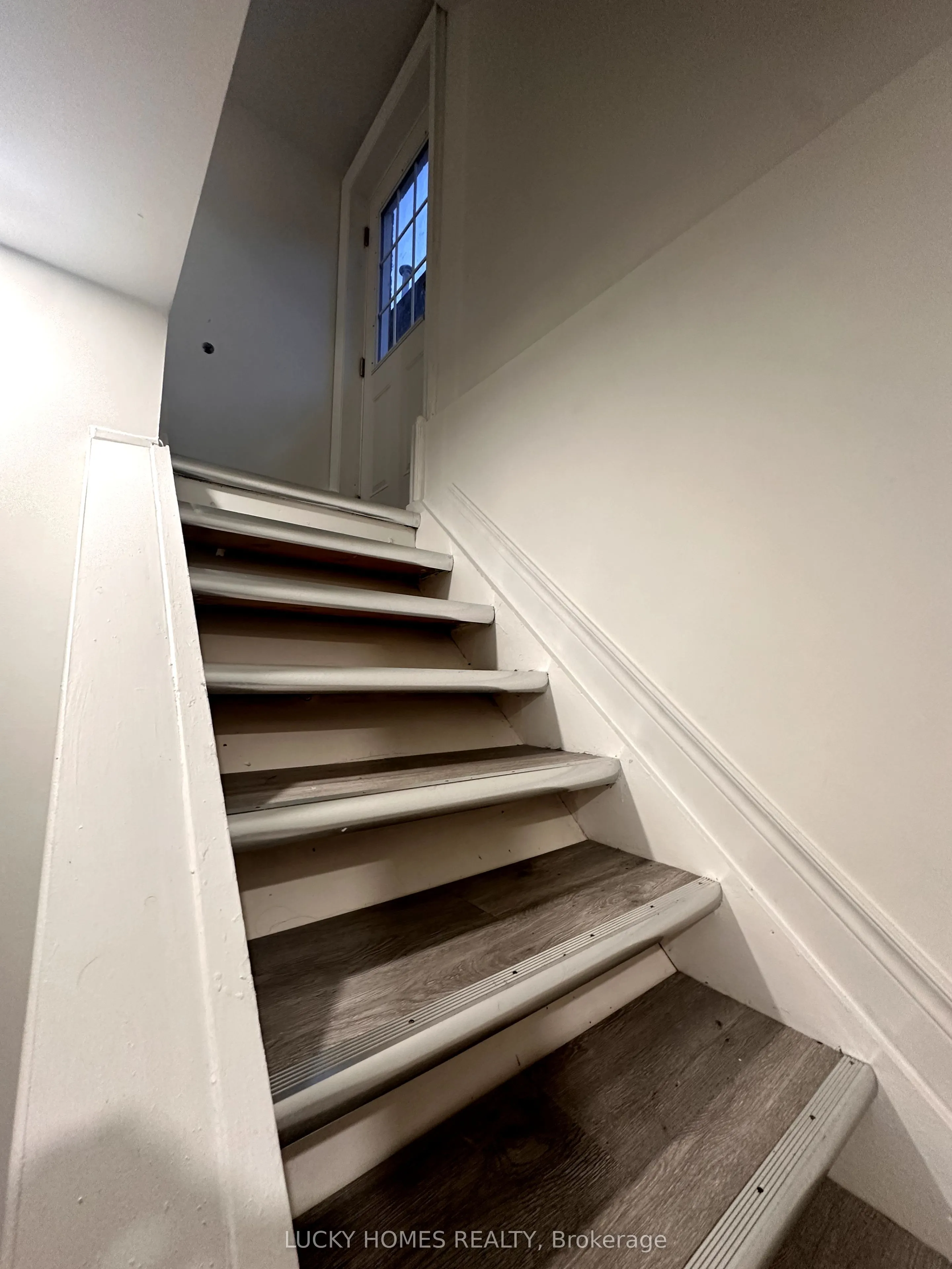 39 Laidlaw Drive