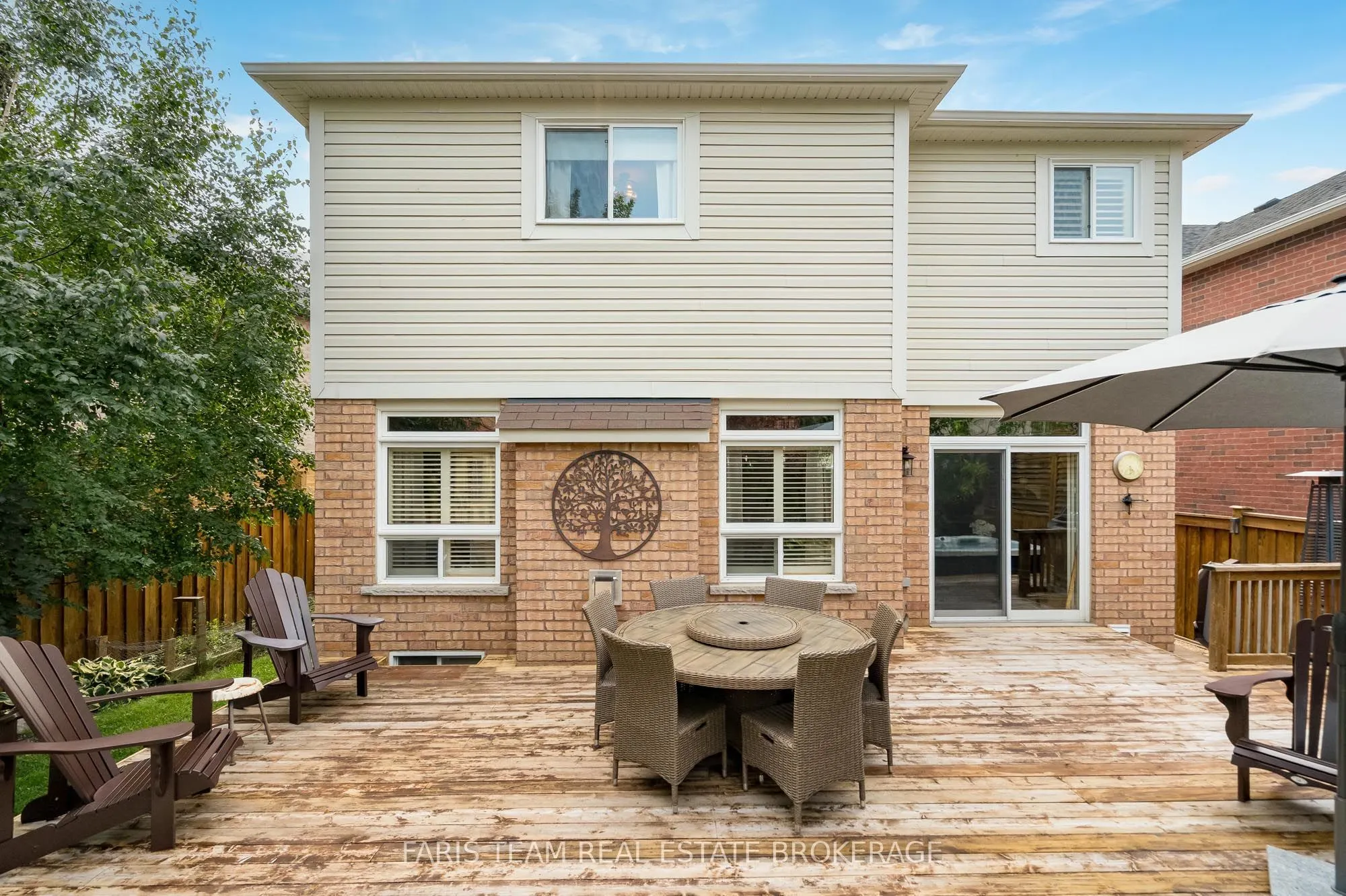 111 Monarchy Street