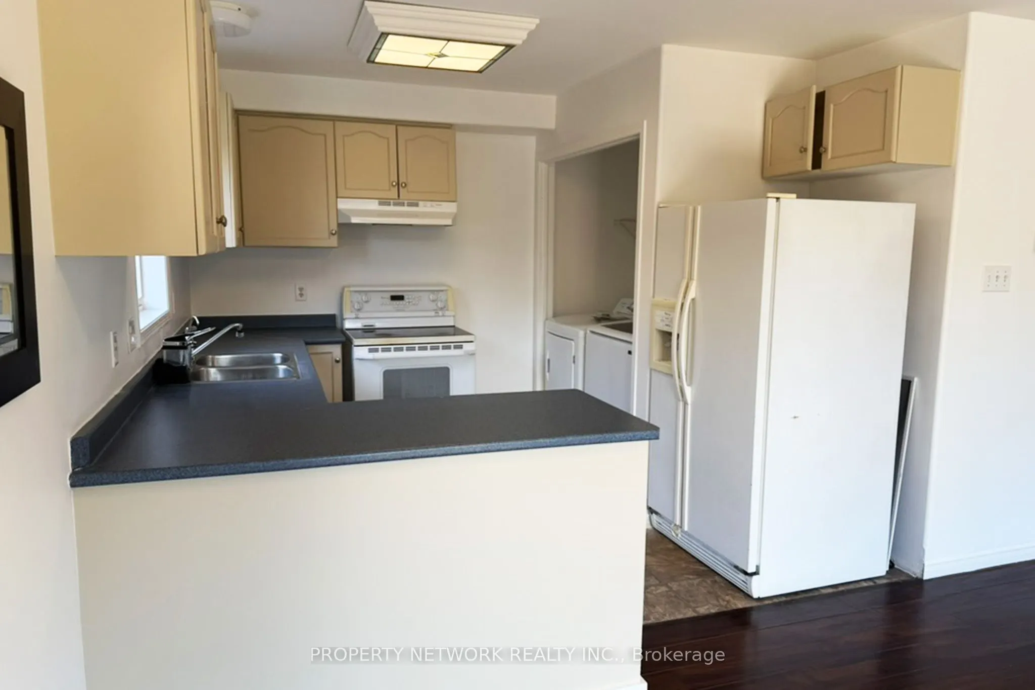 41 Sydenham Wells Court