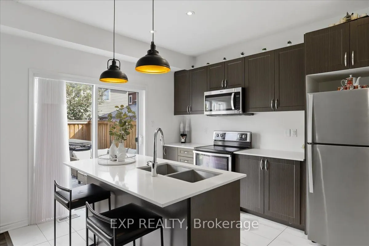 11 Catamaran Drive