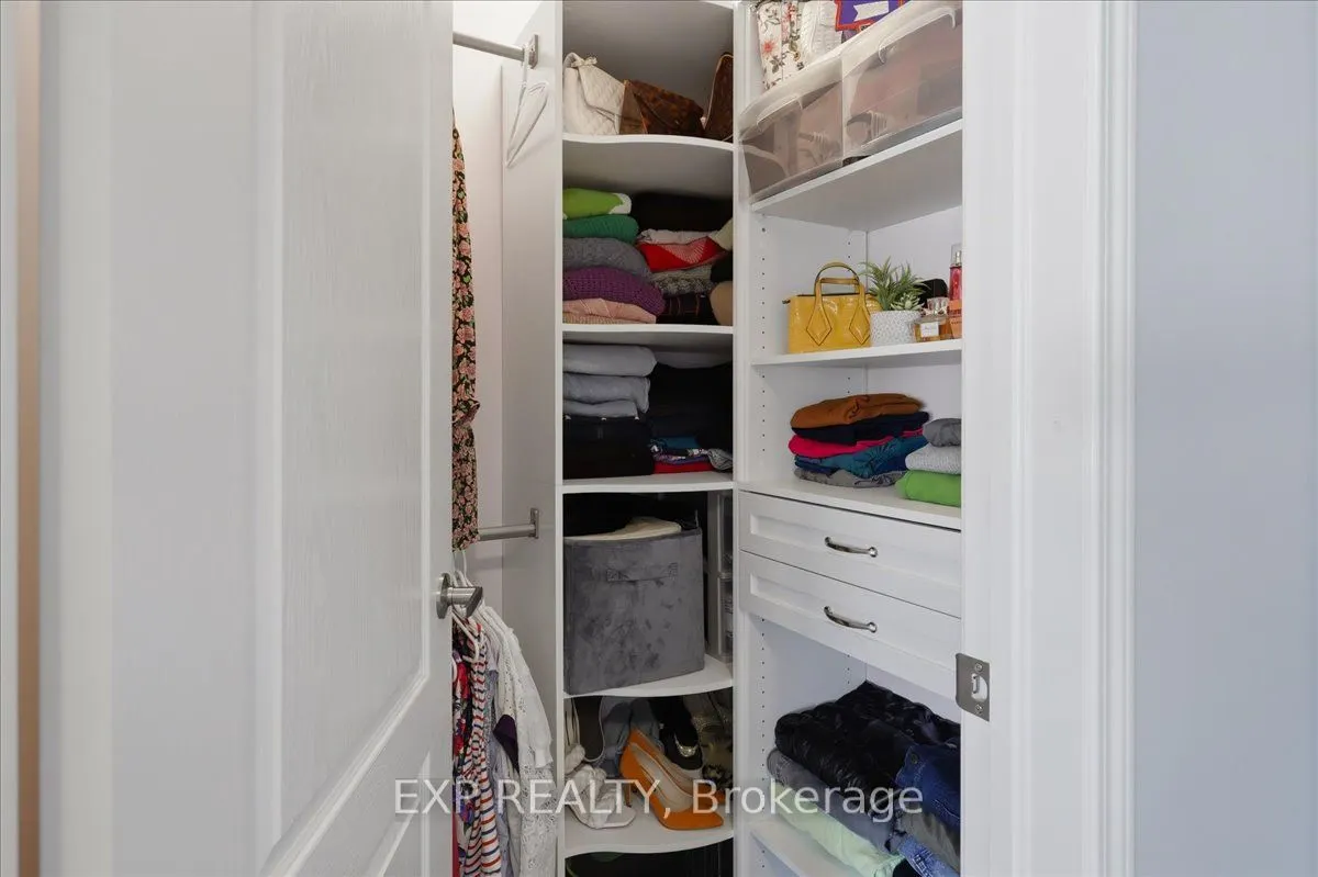 11 Catamaran Drive