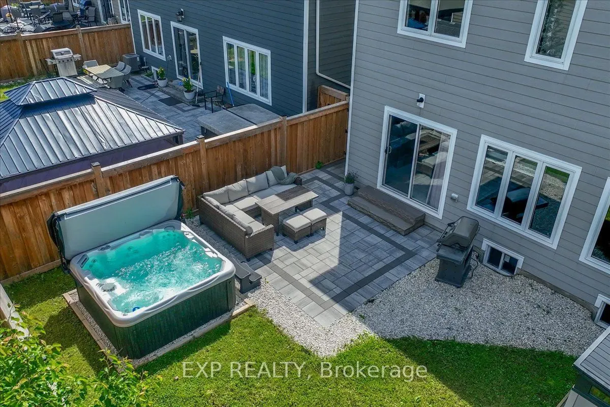 11 Catamaran Drive