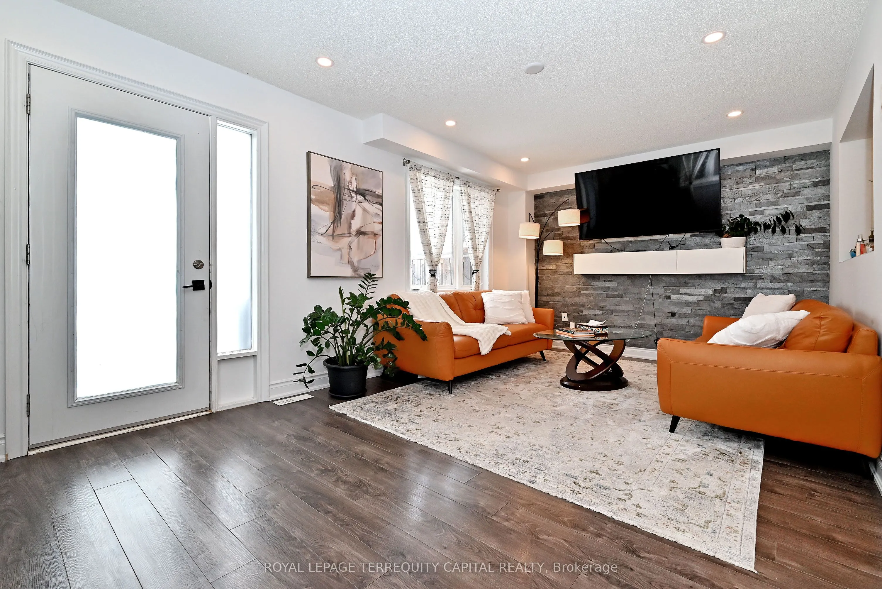 31 Madelaine Drive #6