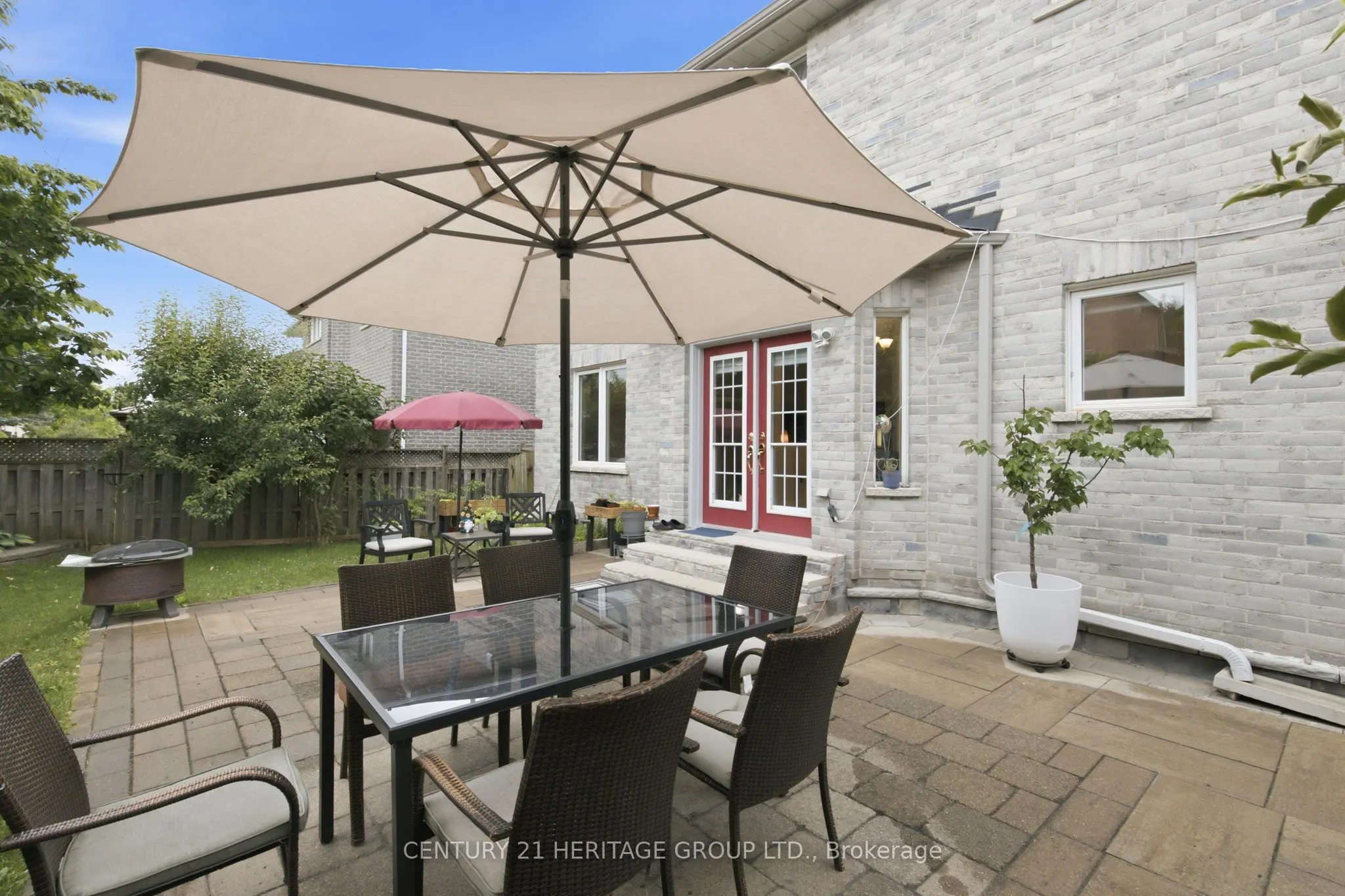 21 Silvercreek Crescent
