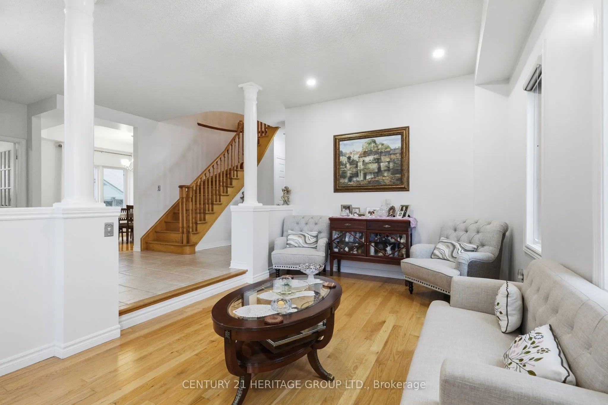21 Silvercreek Crescent