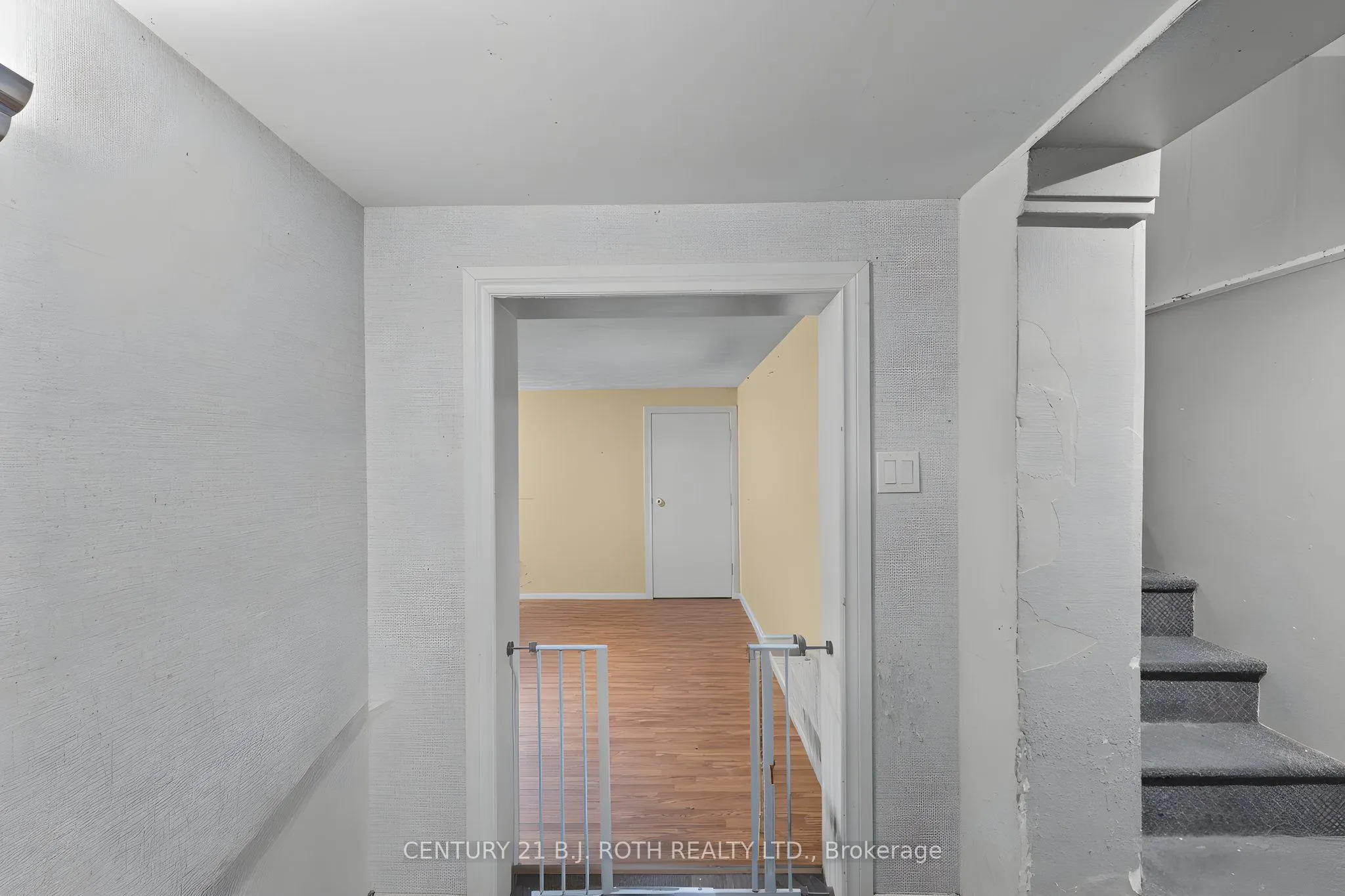 323 Crawford Street