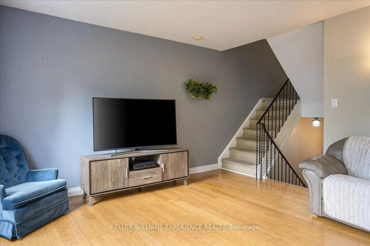 237 Steel Street #8