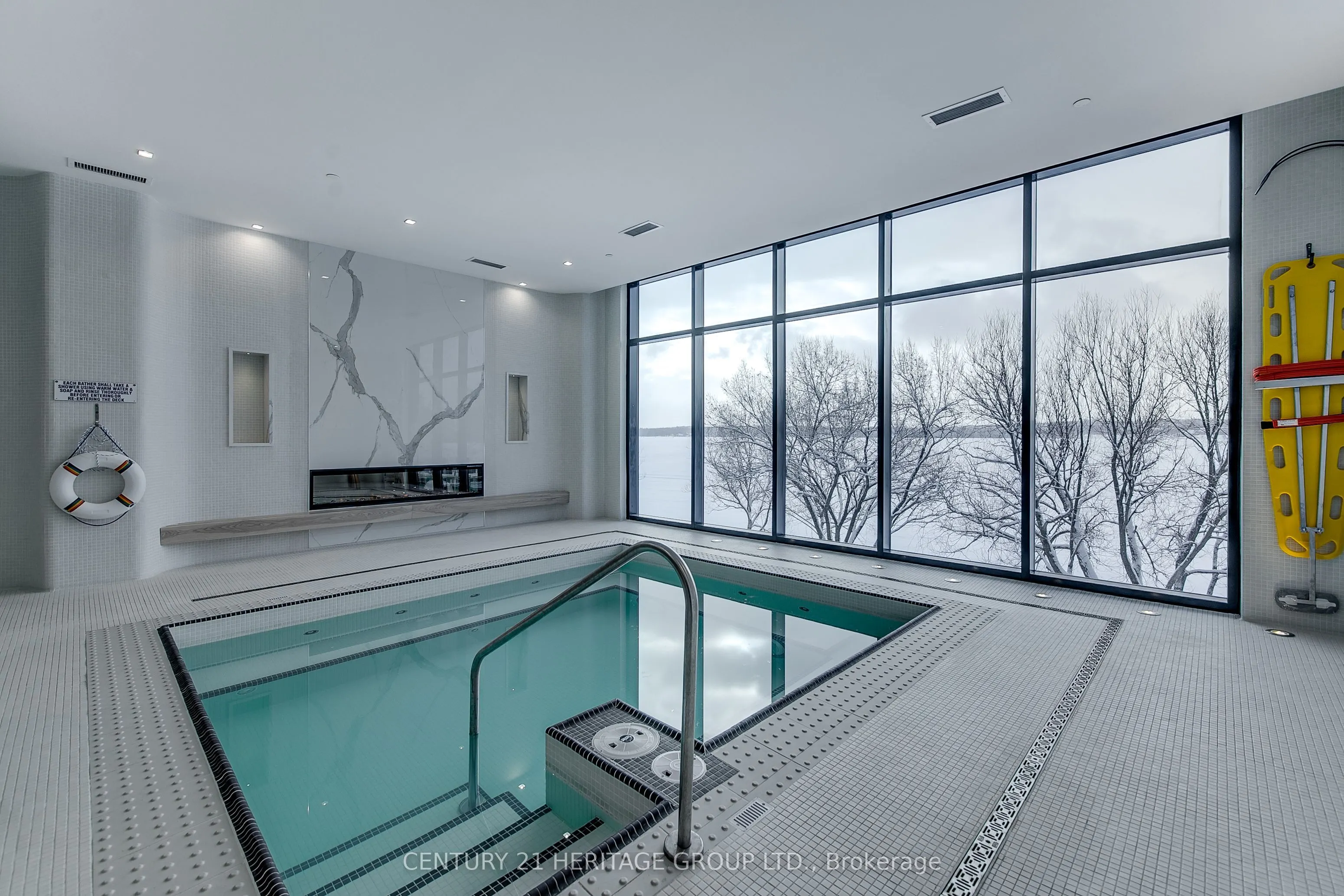 185 Dunlop Street E #922