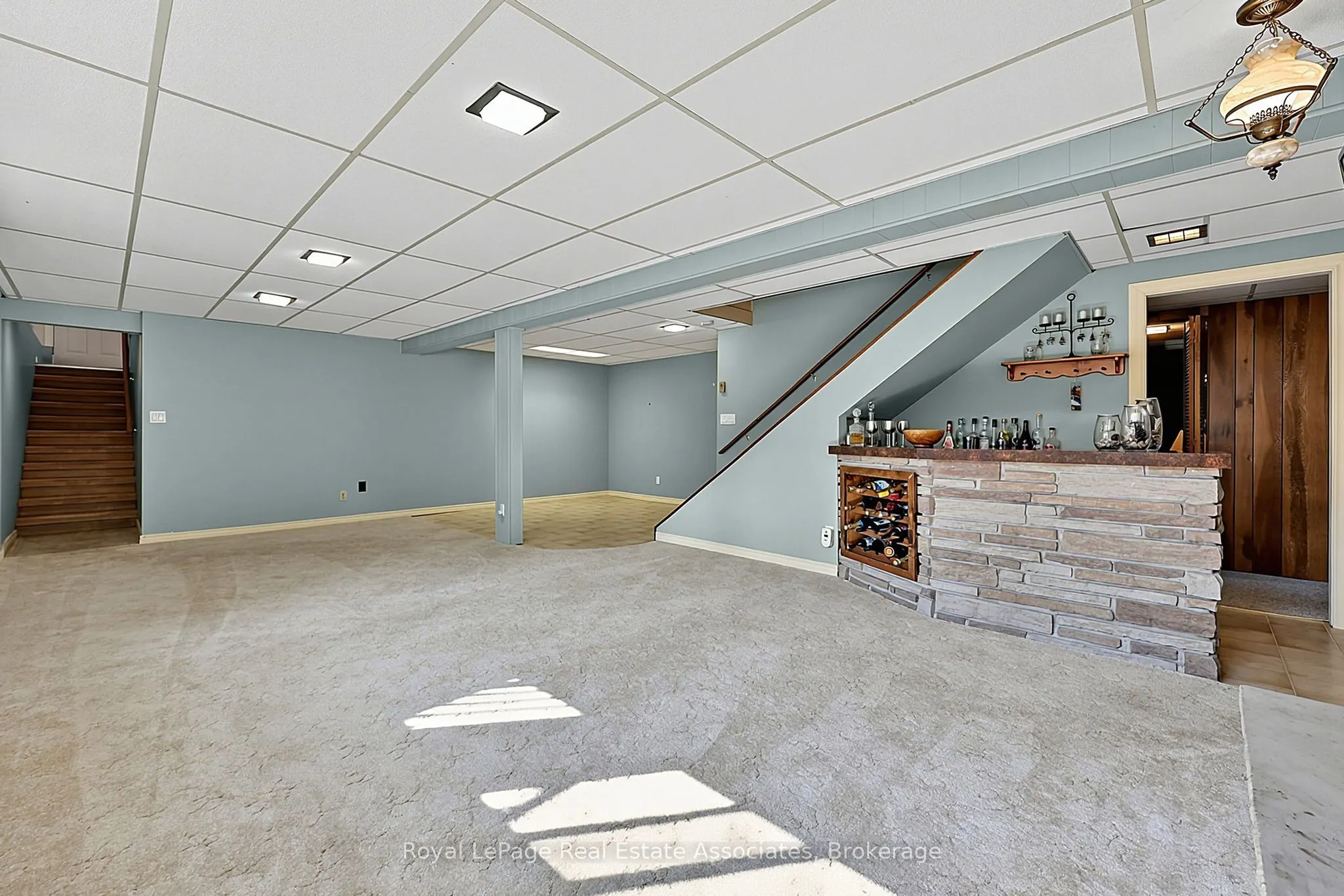 408 Mooney Crescent