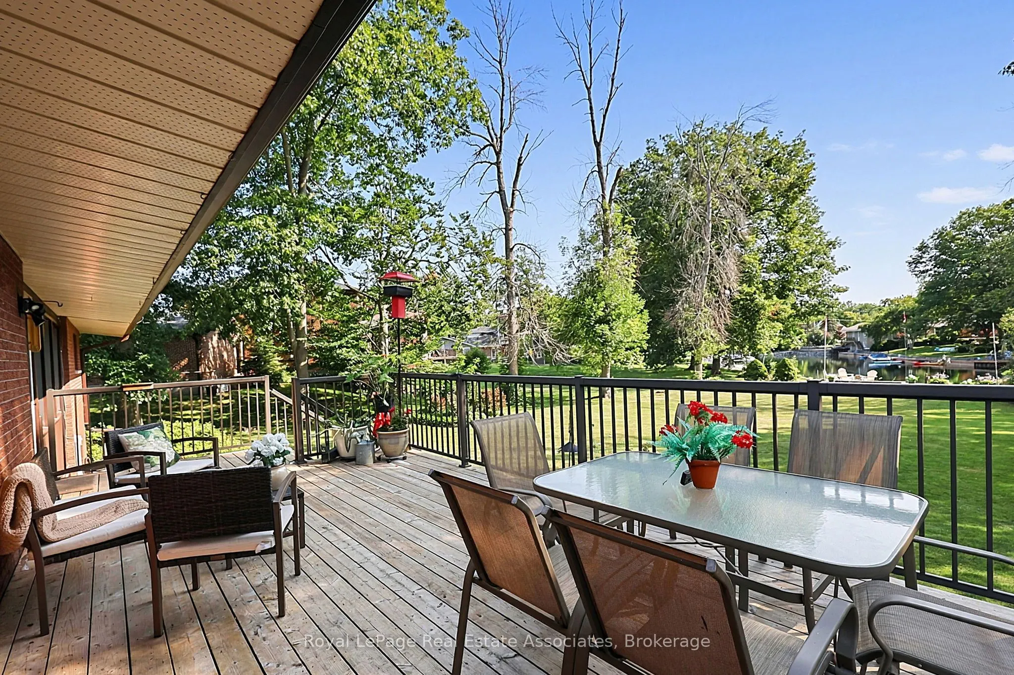 408 Mooney Crescent