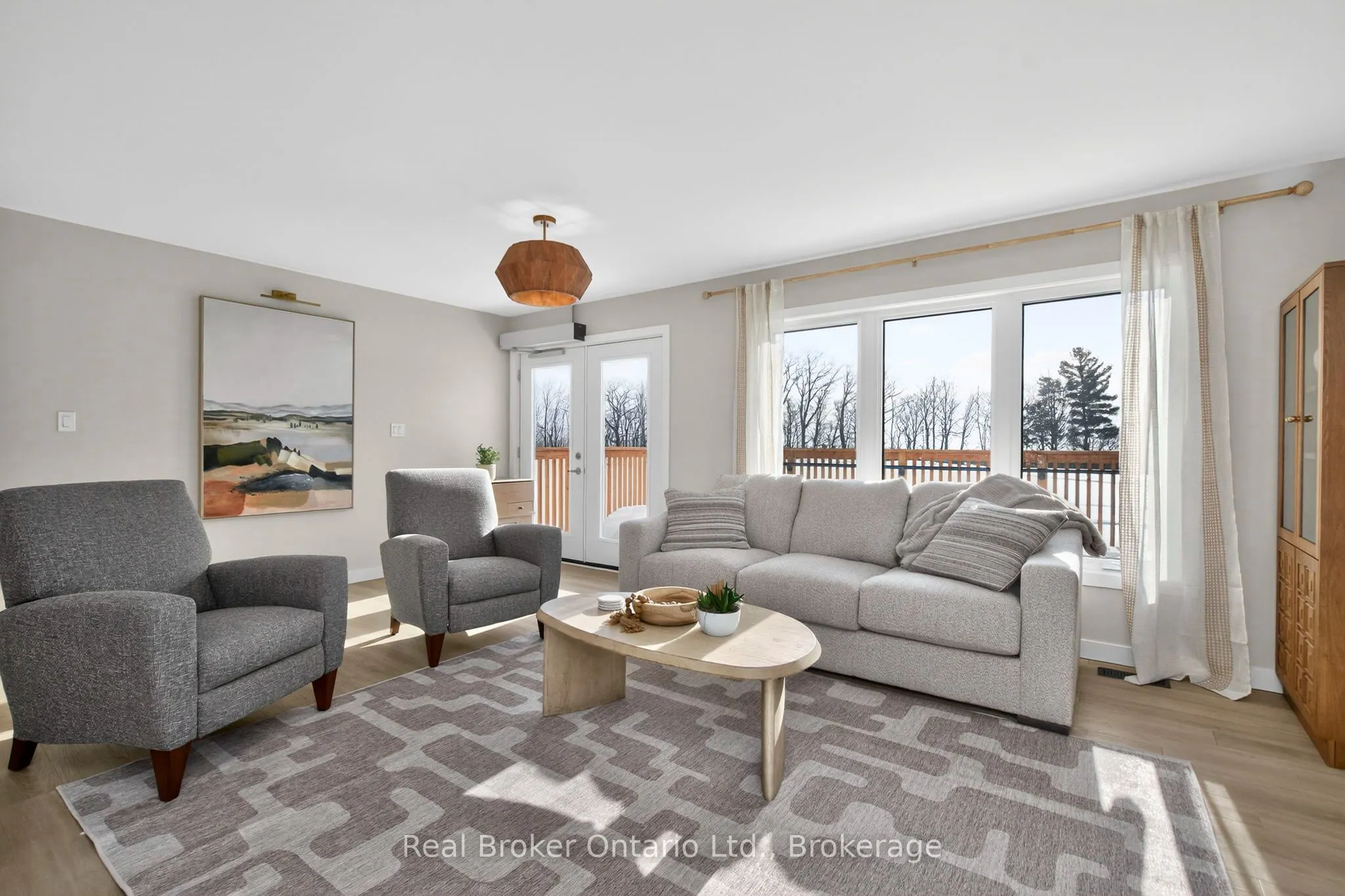 597 Lafontaine Road W