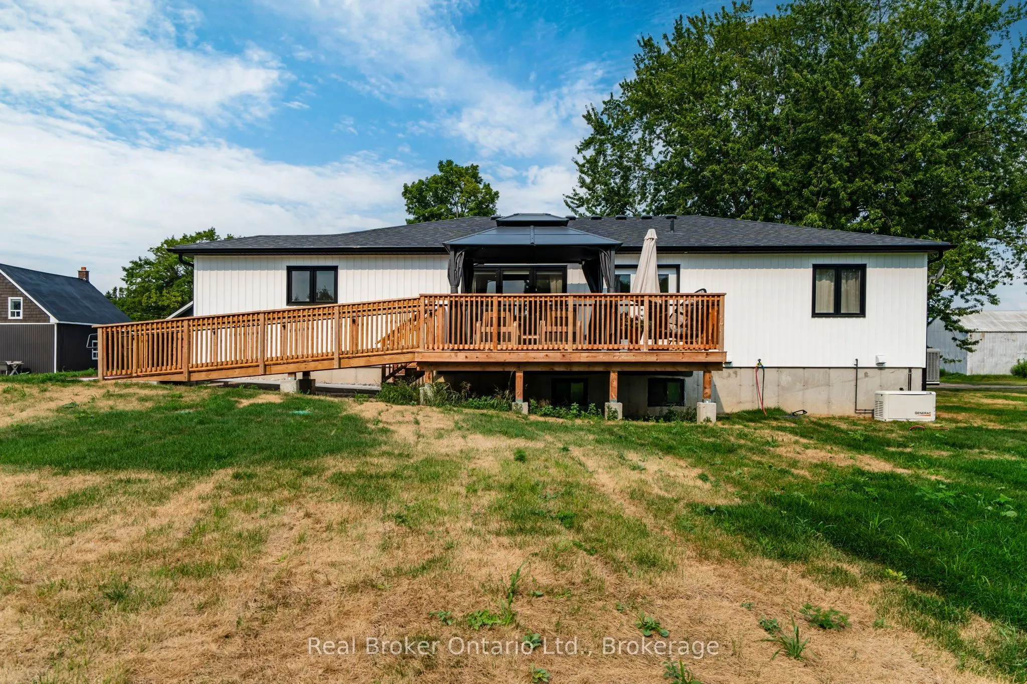 597 Lafontaine Road W