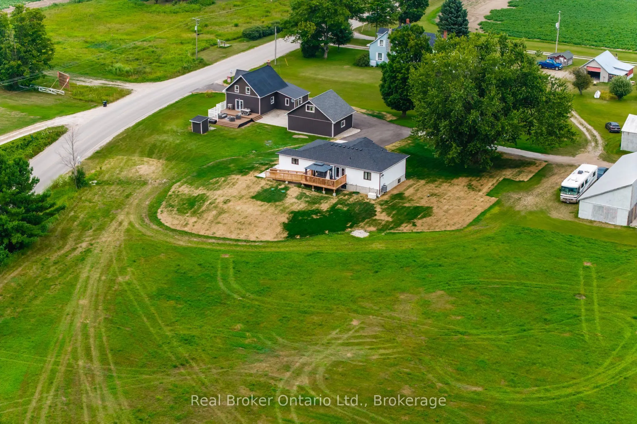 597 Lafontaine Road W