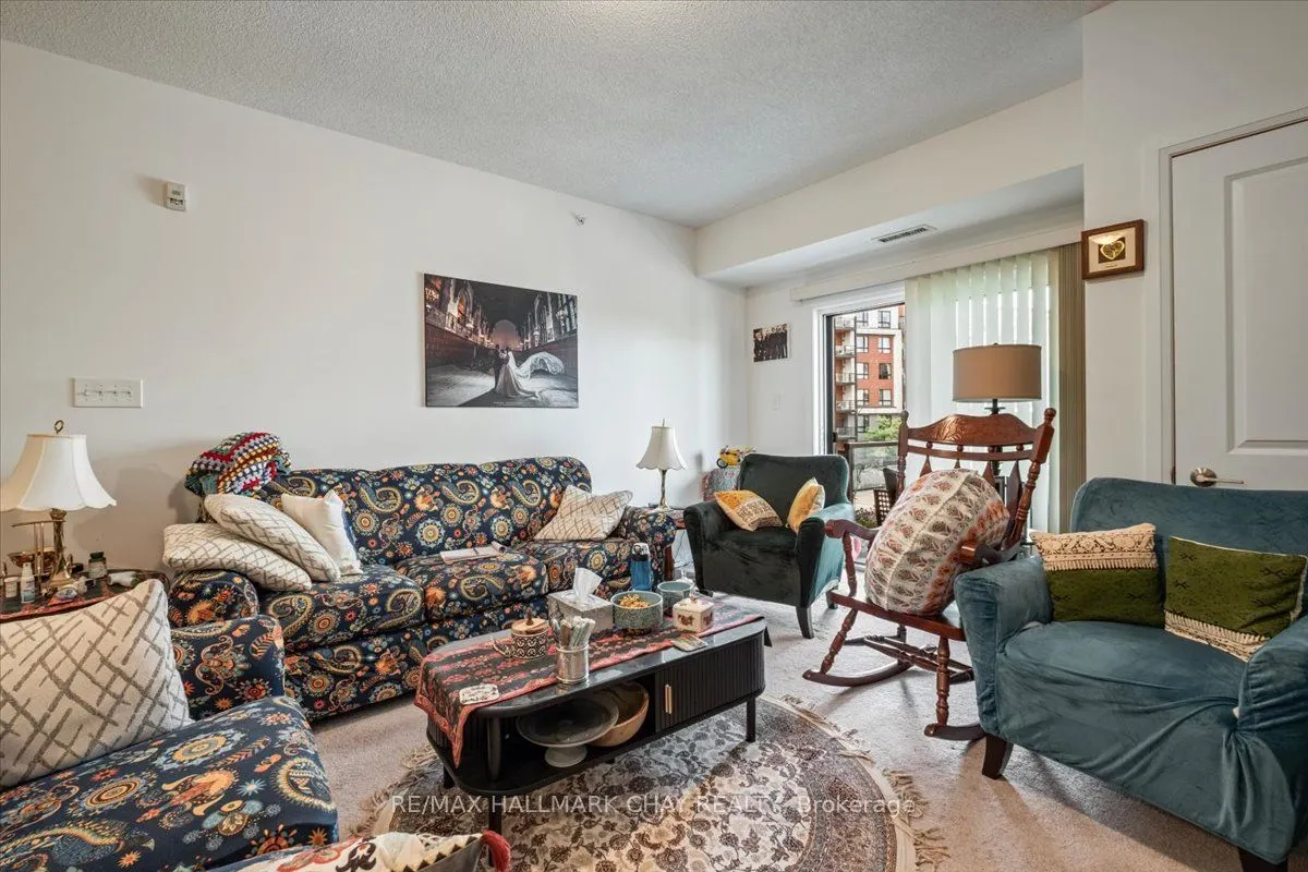 302 Essa Road #203