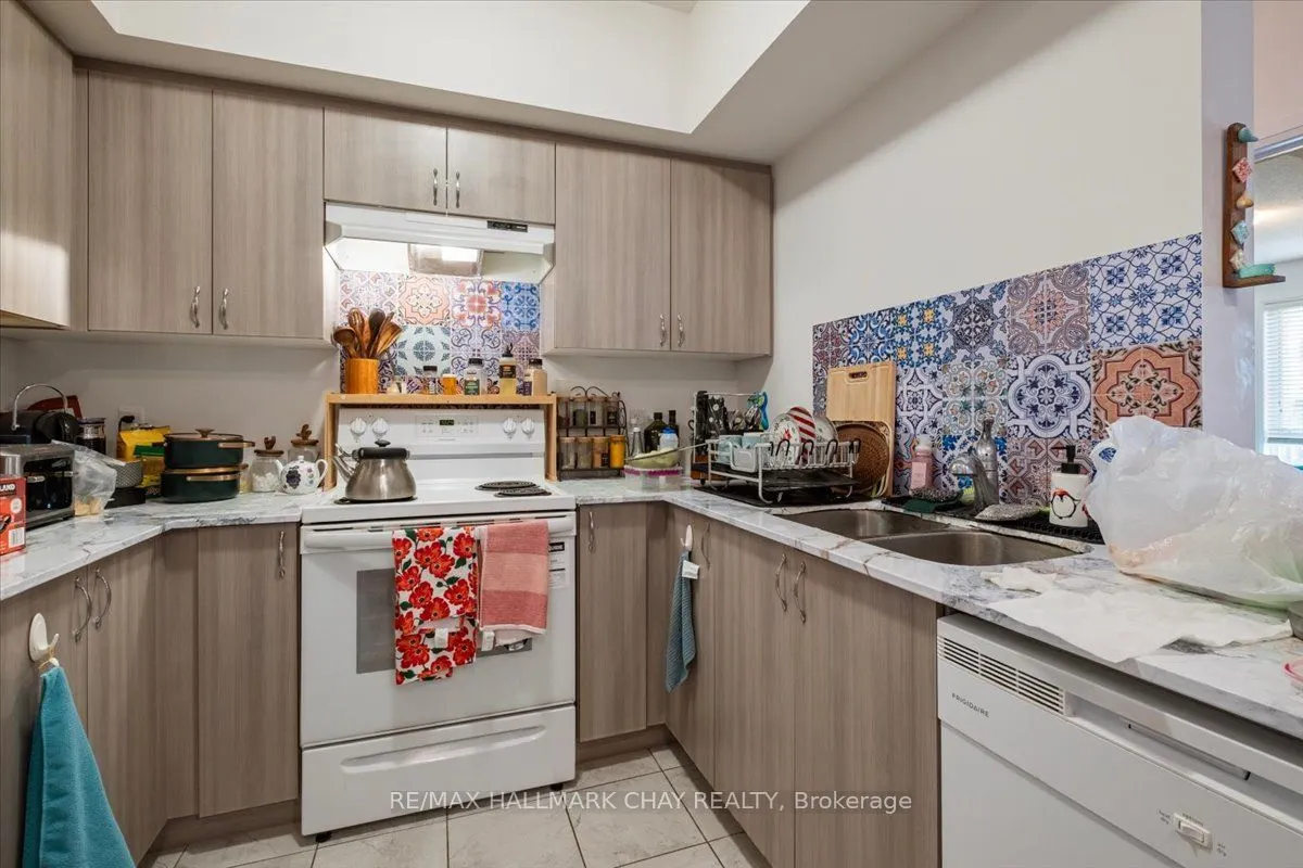 302 Essa Road #203