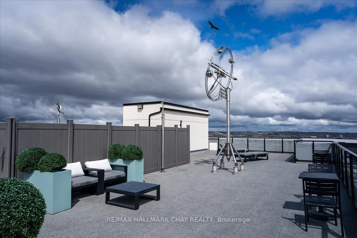 302 Essa Road #203