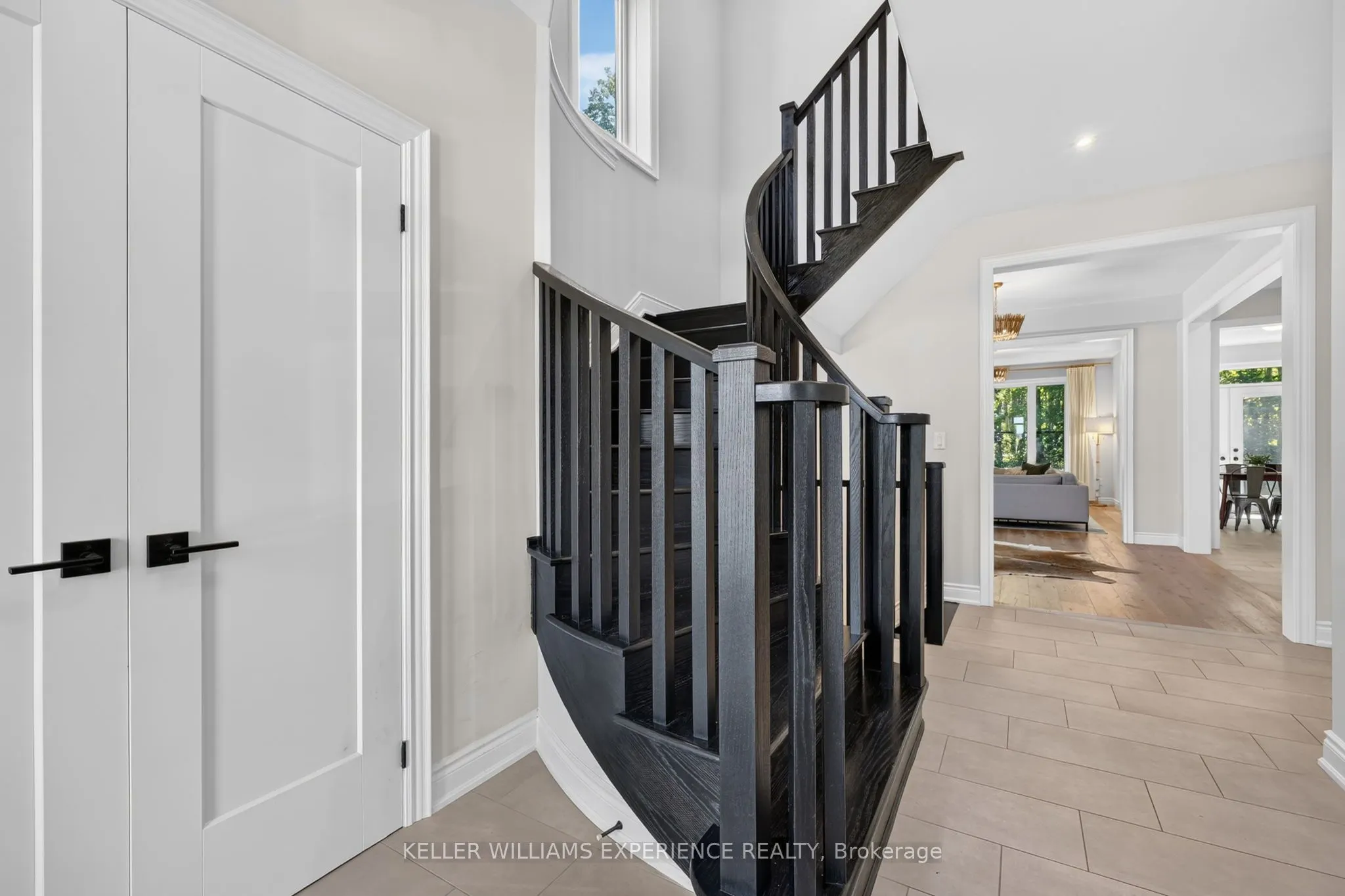 25 Atlantis Drive