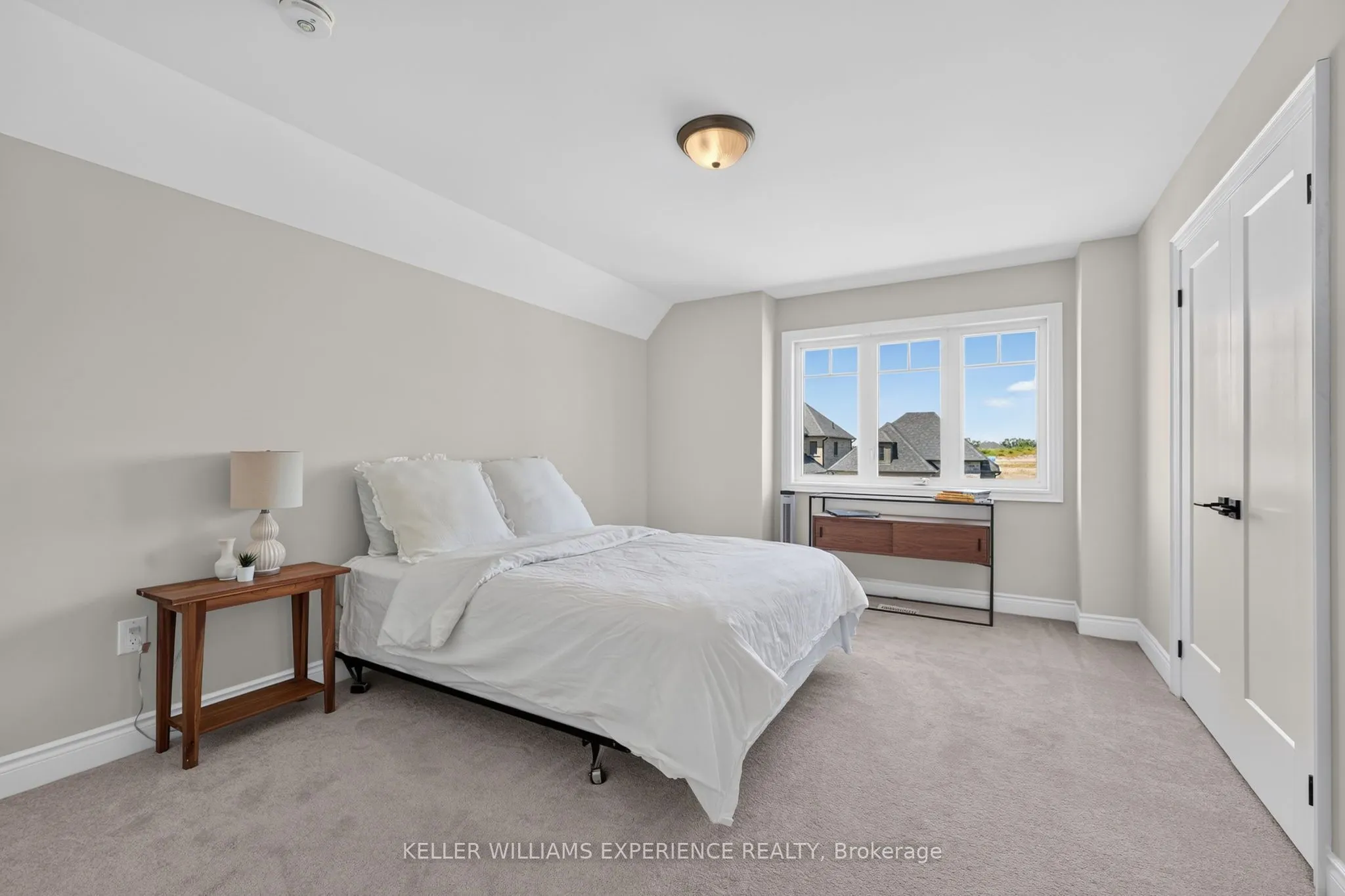 25 Atlantis Drive