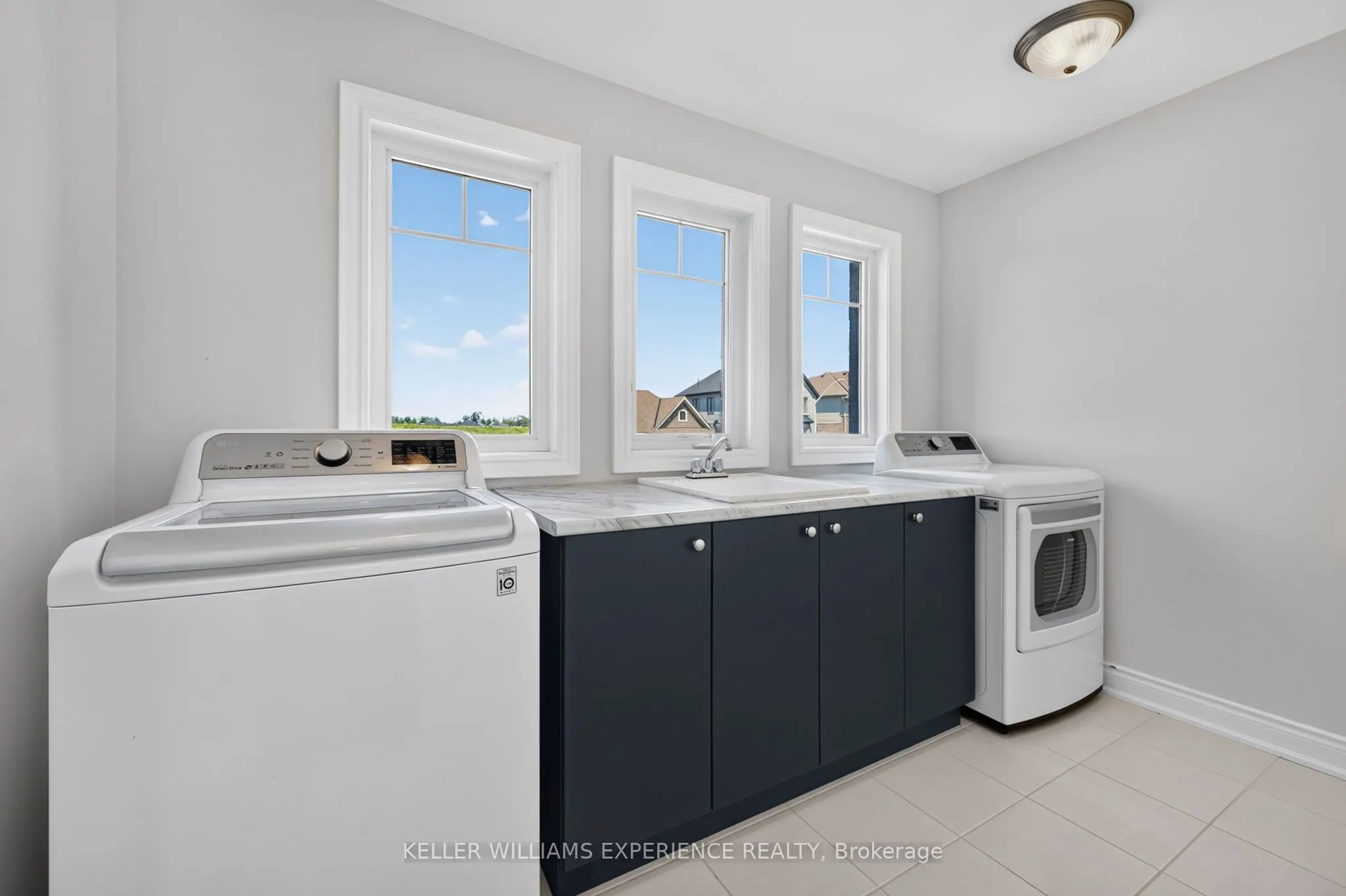 25 Atlantis Drive