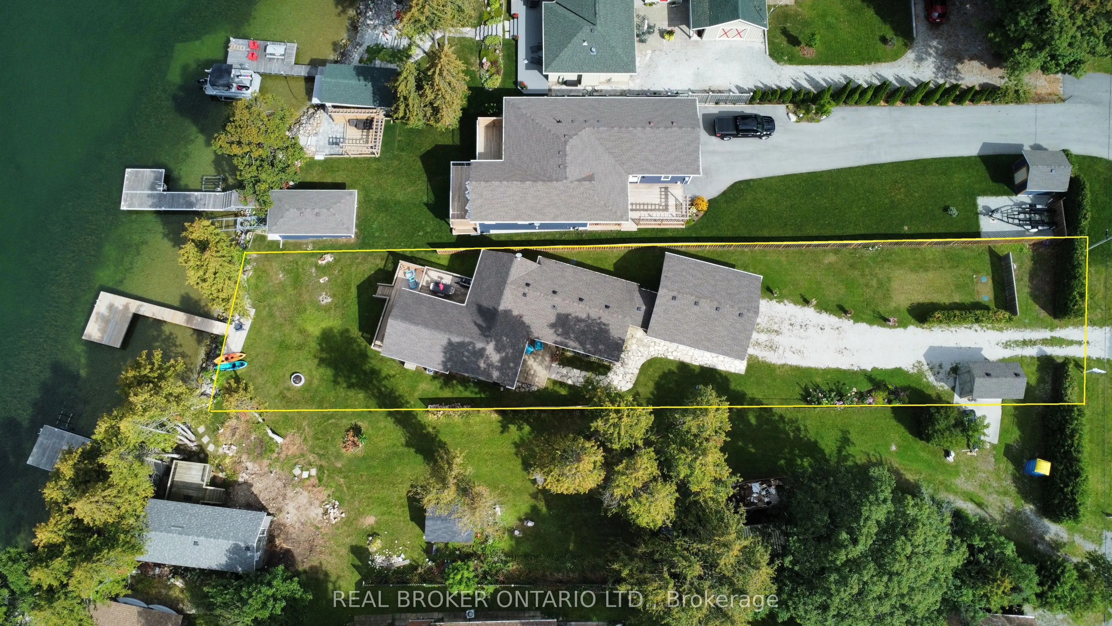 5818 Victoria Park Road