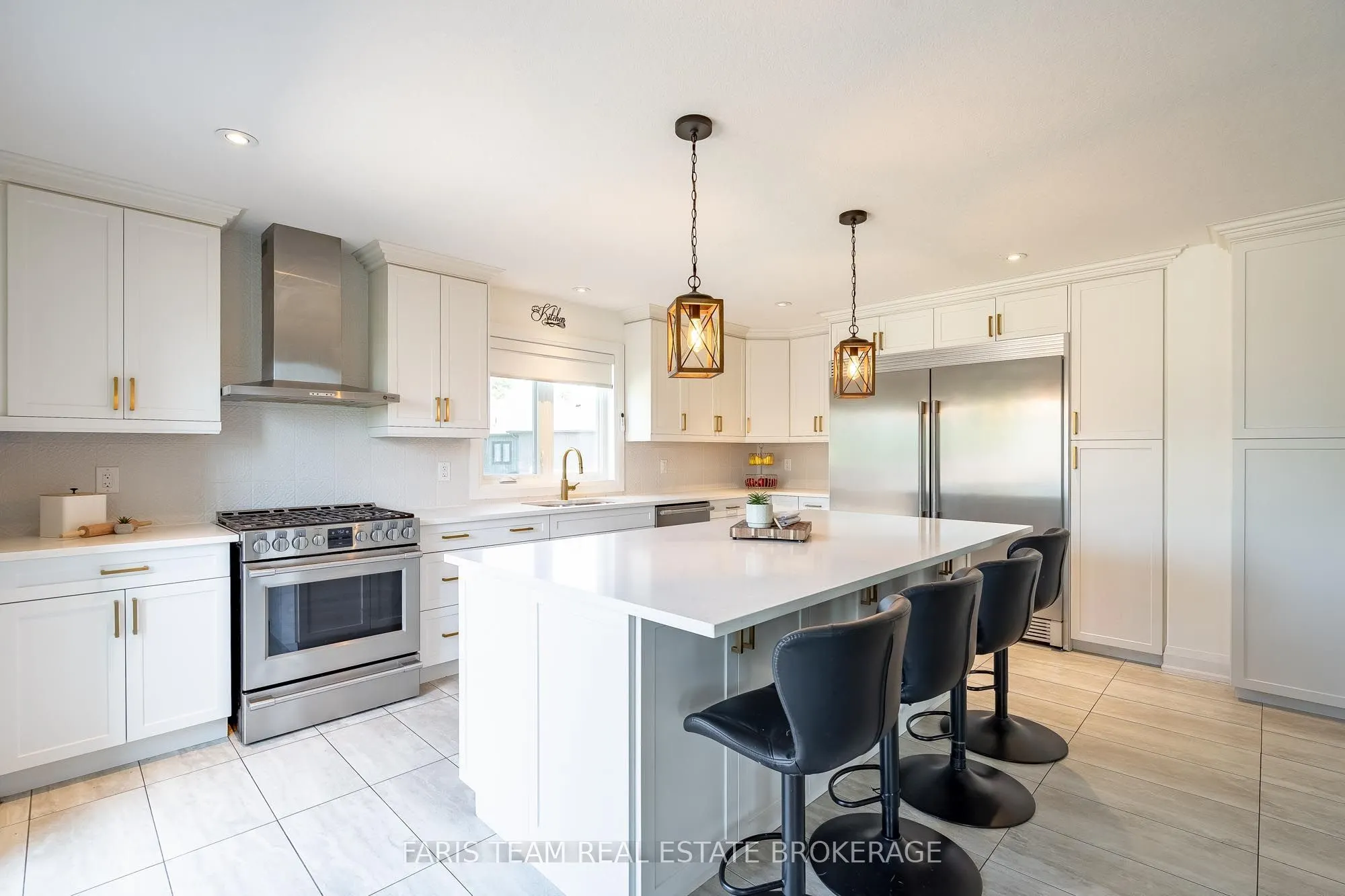 4 Cheslock Crescent
