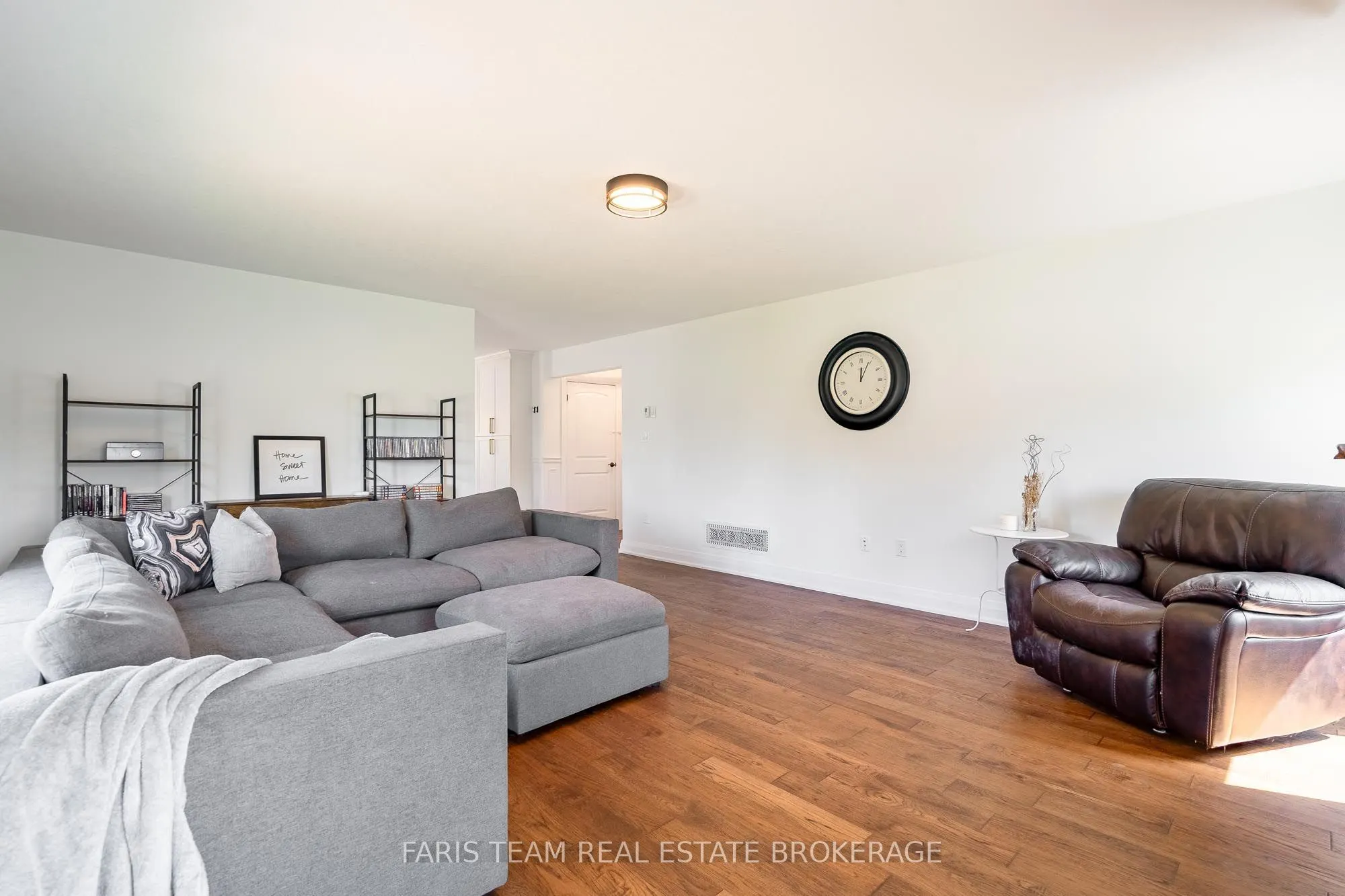 4 Cheslock Crescent