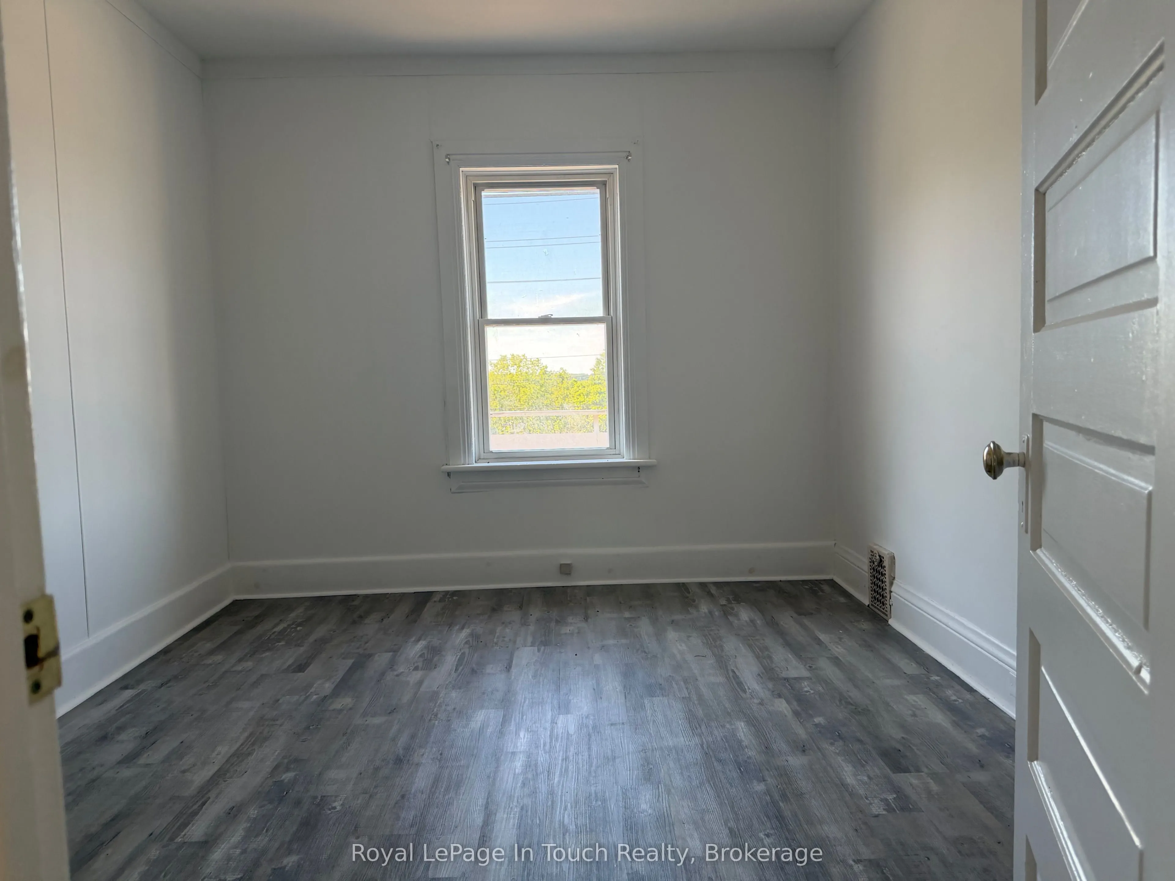 519 Yonge Street