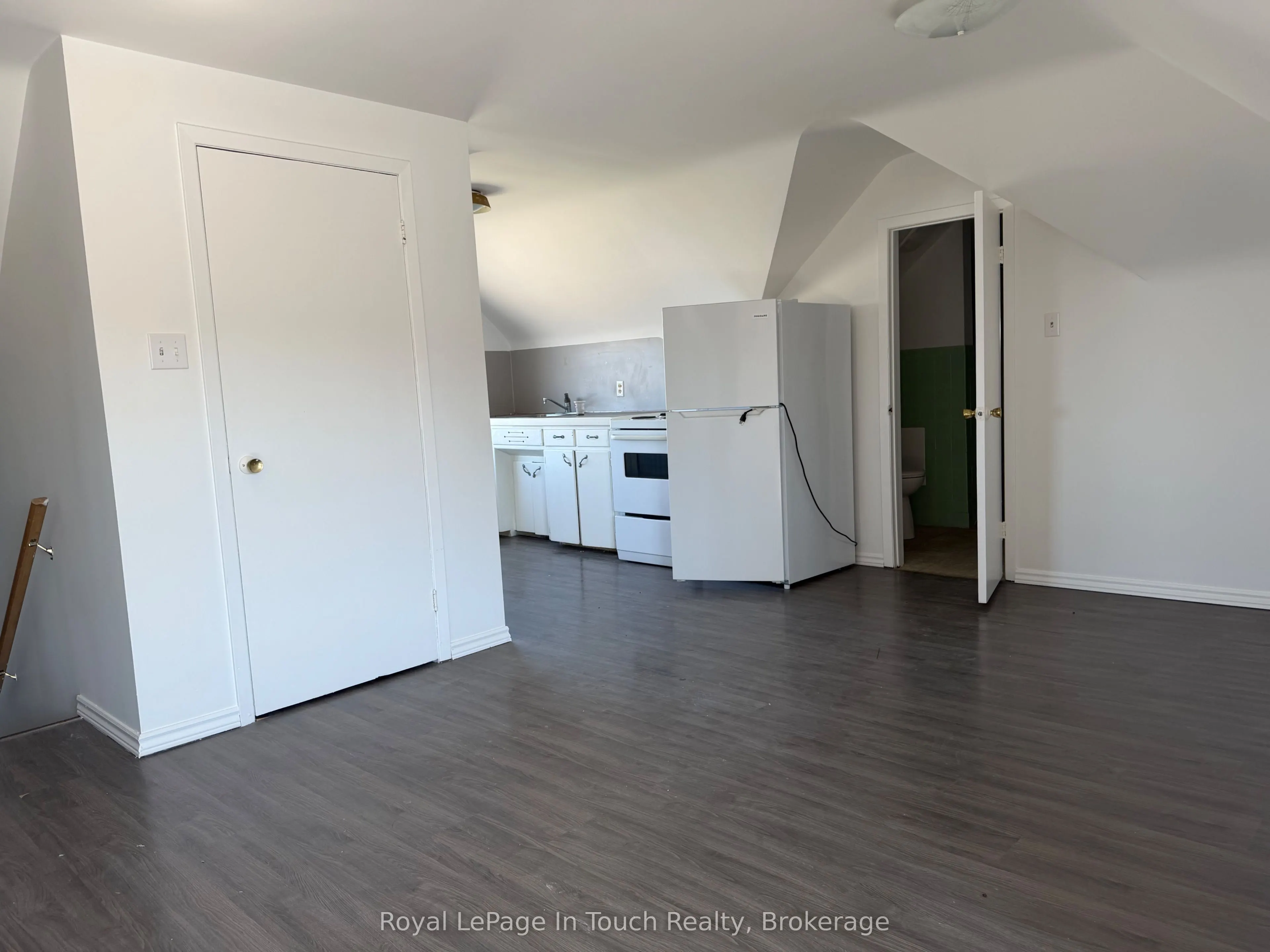 519 Yonge Street