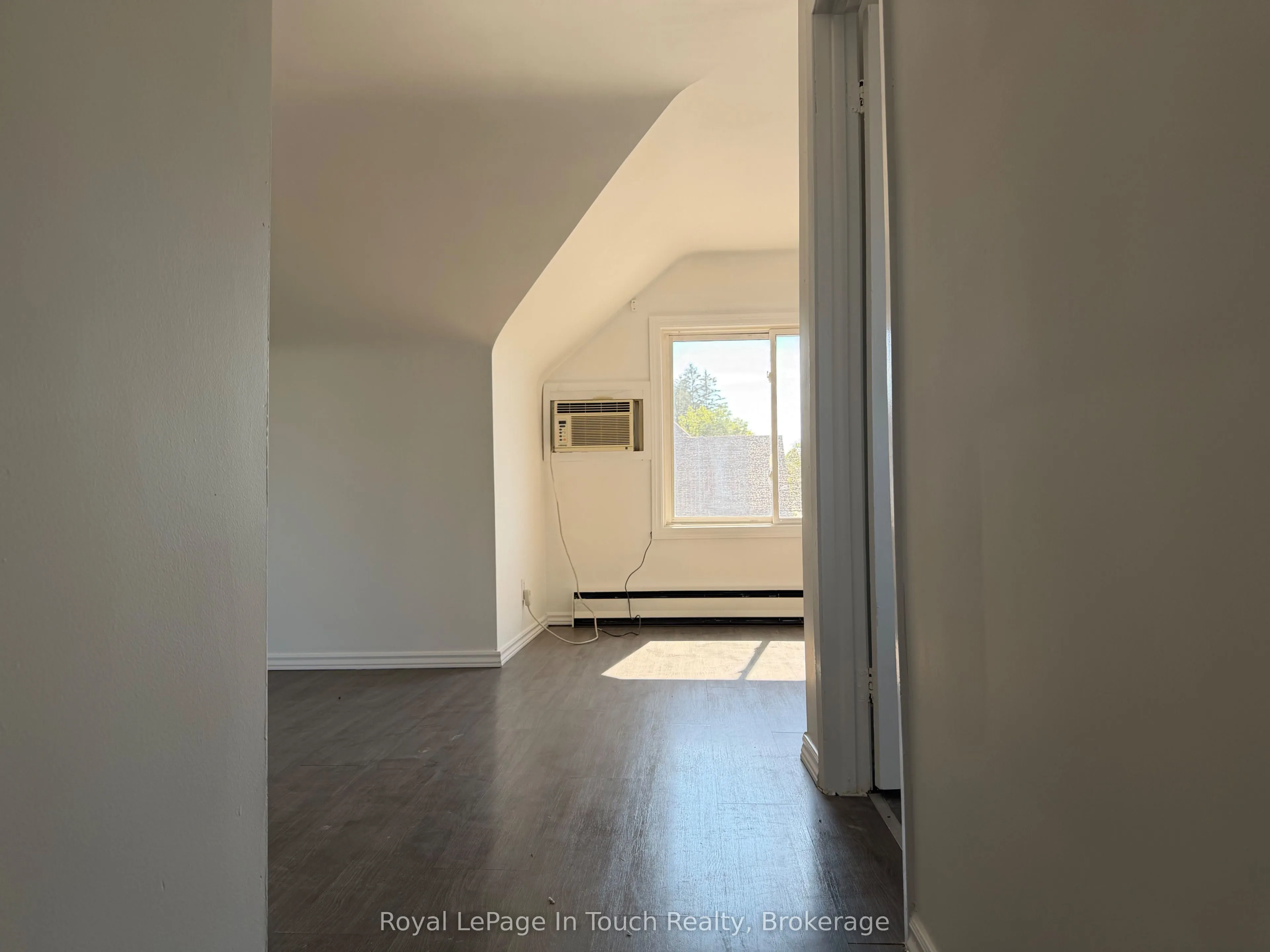 519 Yonge Street
