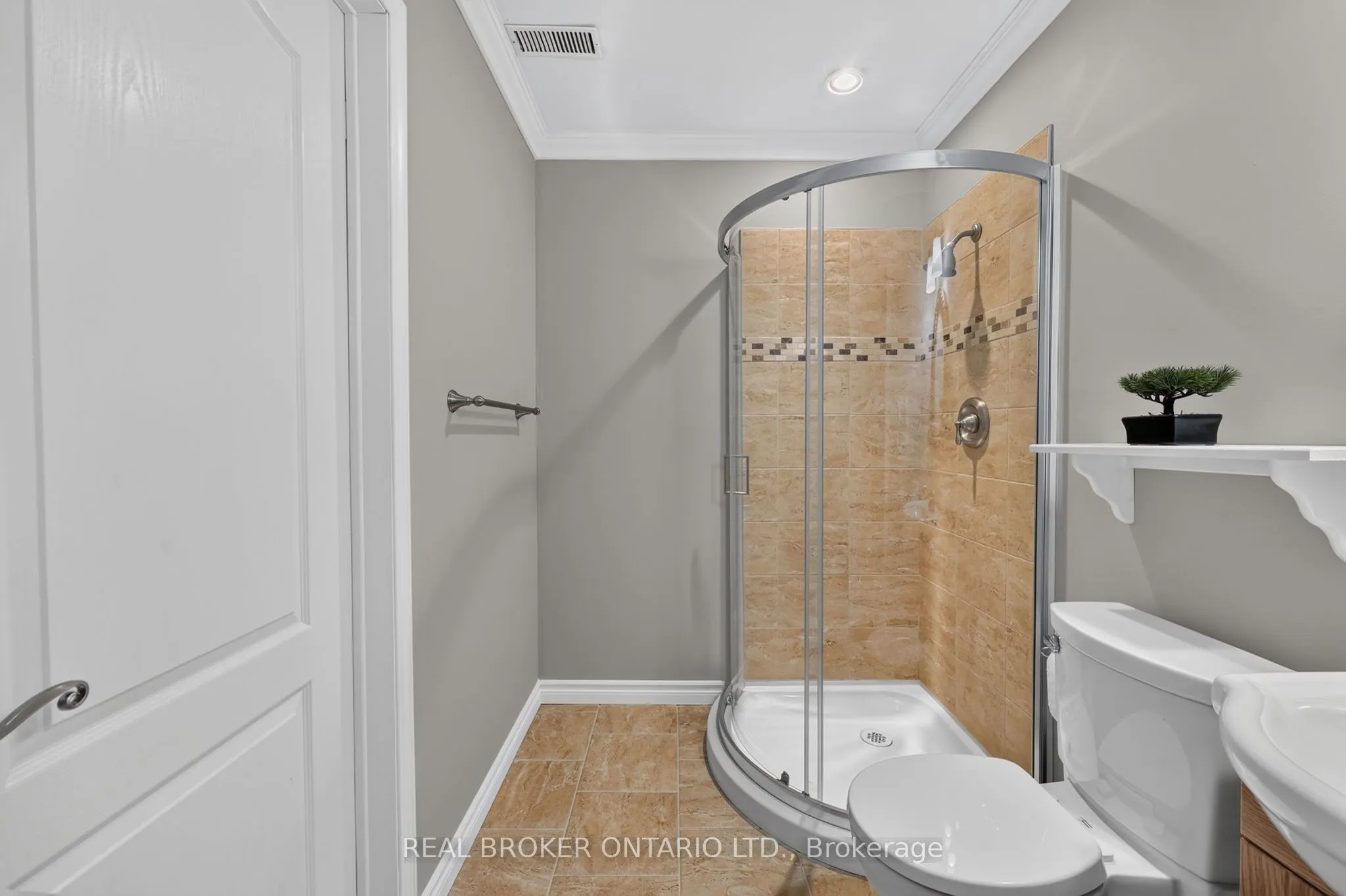35 Bloom Crescent