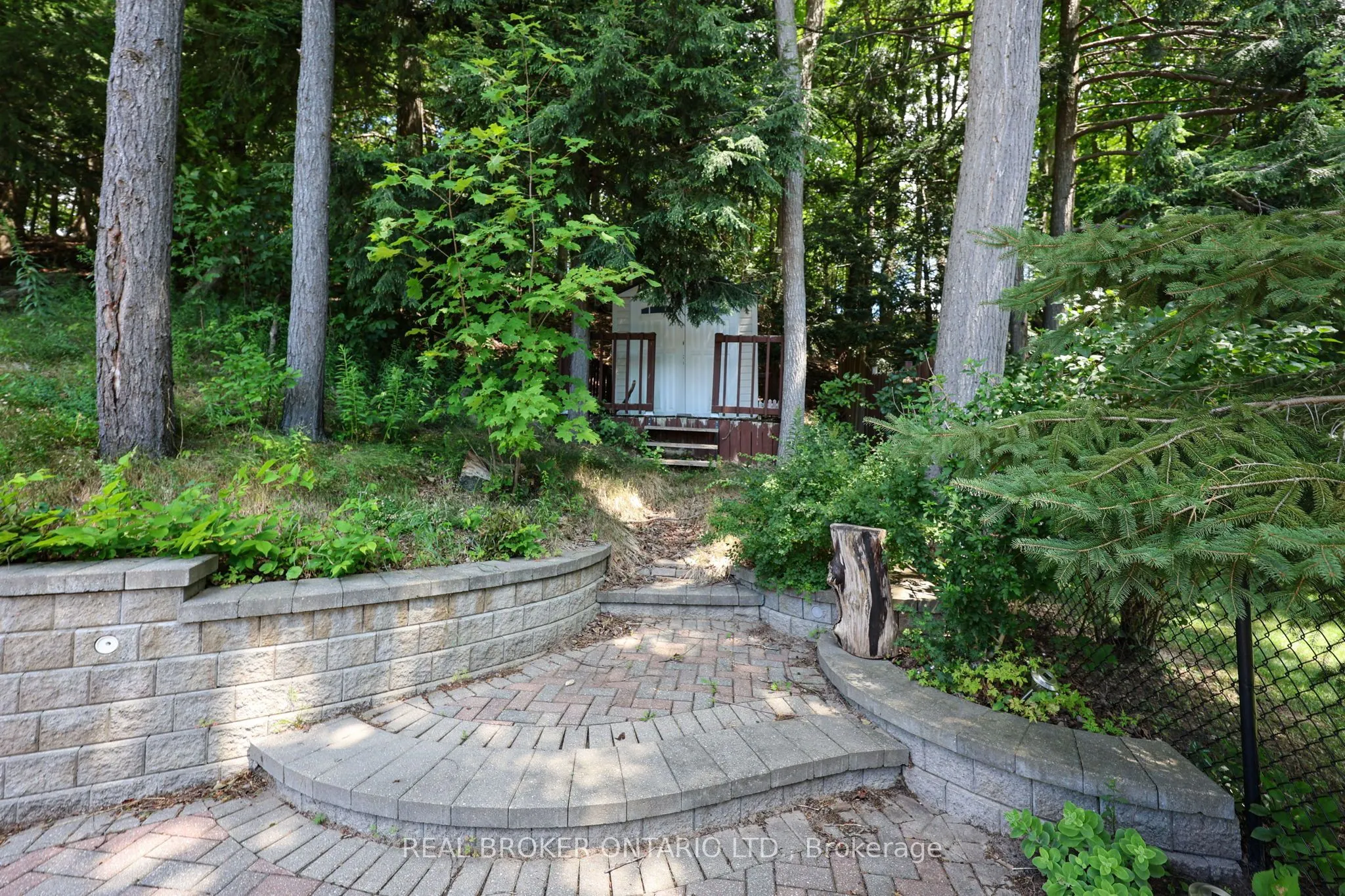 35 Bloom Crescent