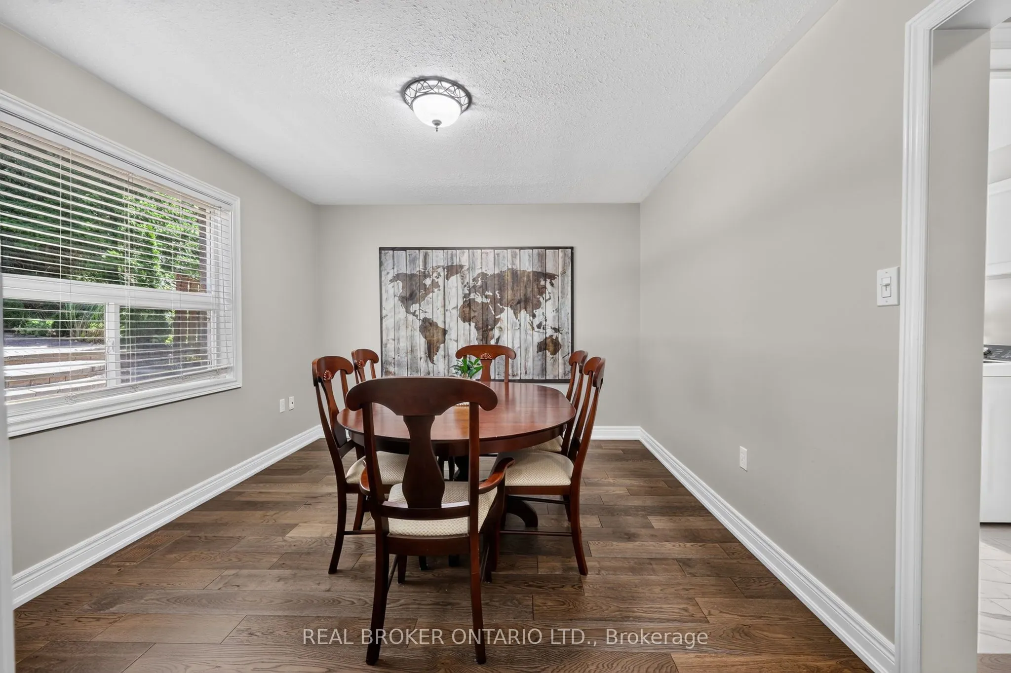 35 Bloom Crescent