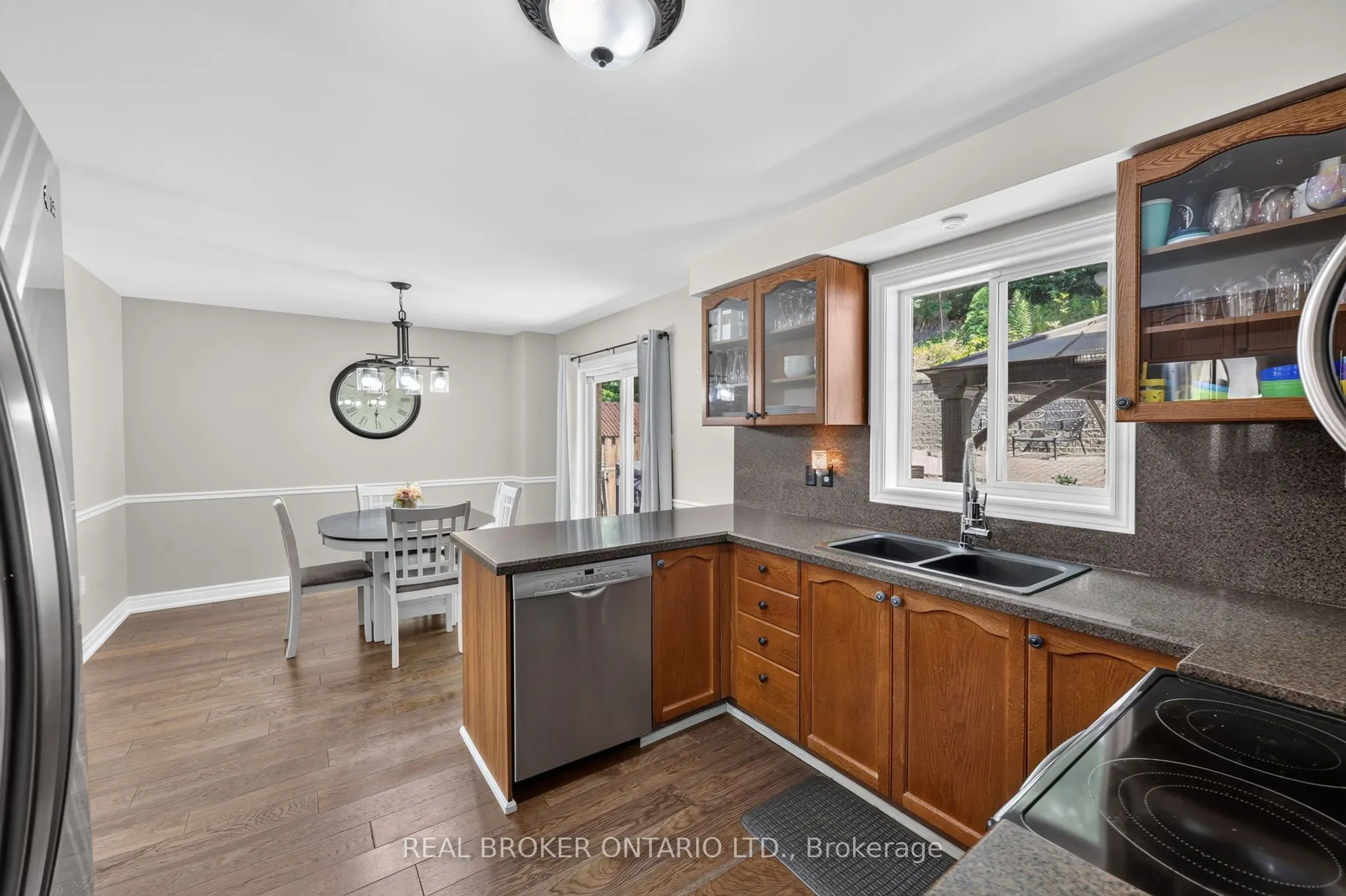 35 Bloom Crescent