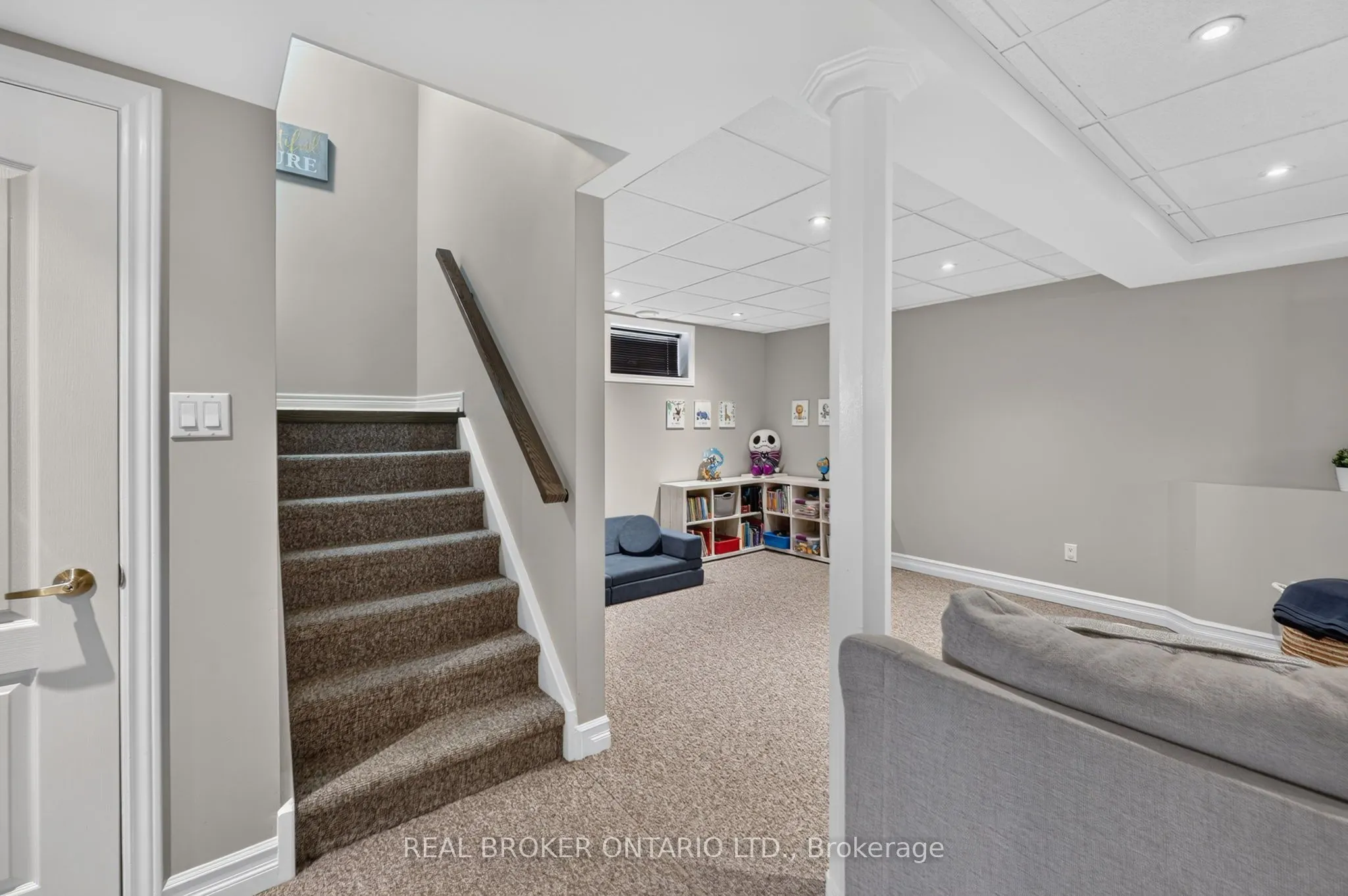 35 Bloom Crescent