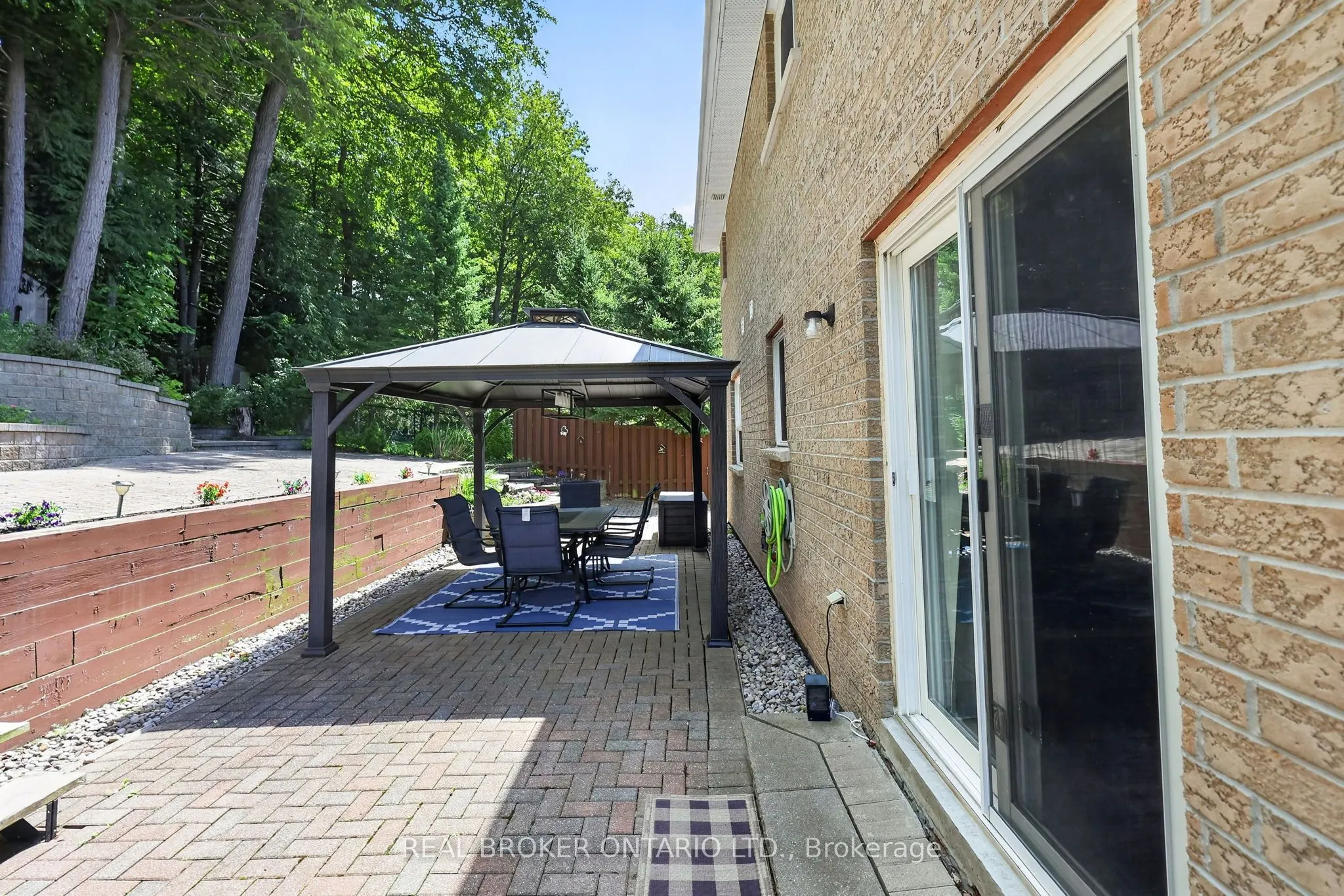 35 Bloom Crescent