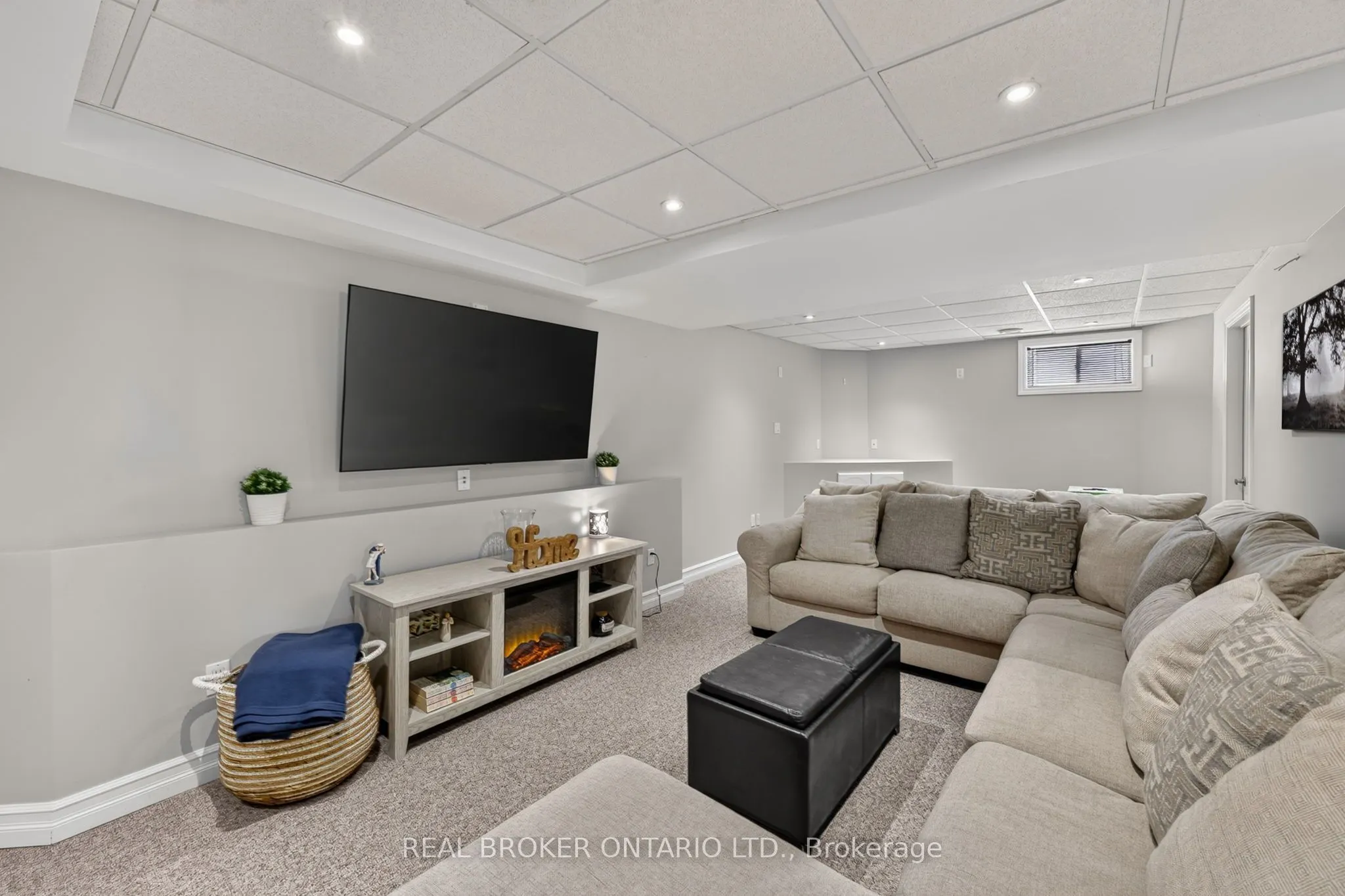 35 Bloom Crescent