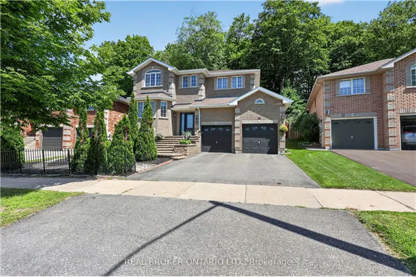 35 Bloom Crescent