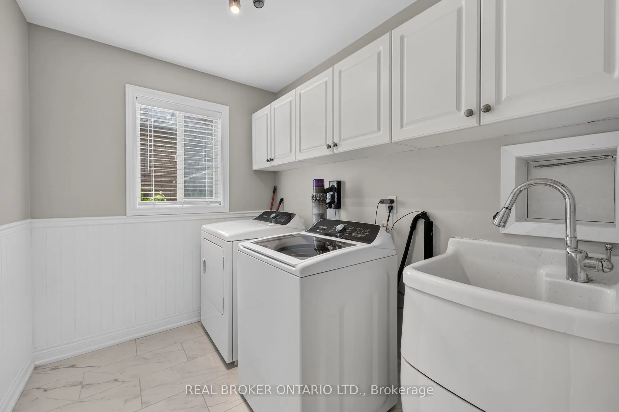 35 Bloom Crescent