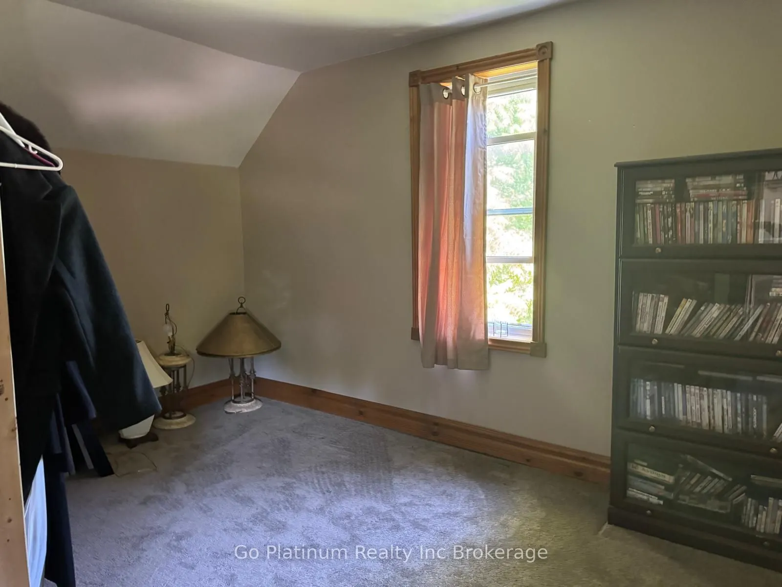1104 Sandy Bay Road