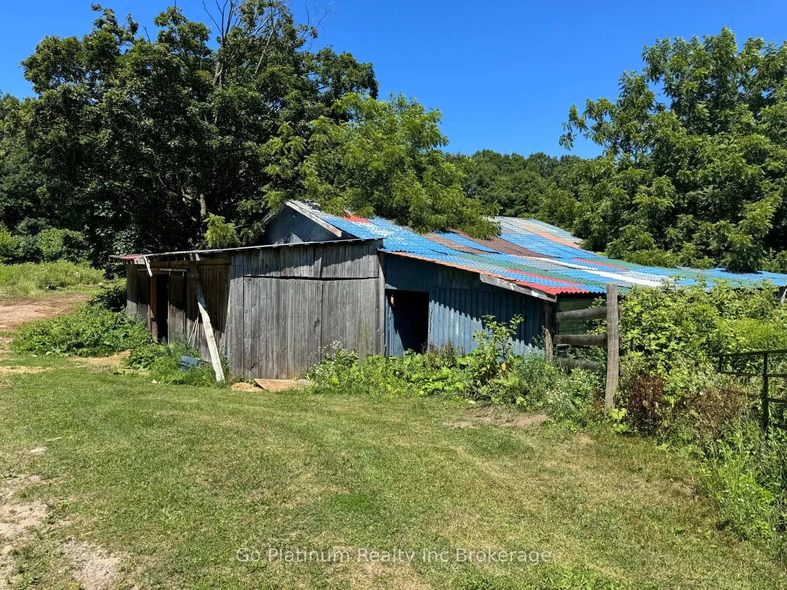 1104 Sandy Bay Road